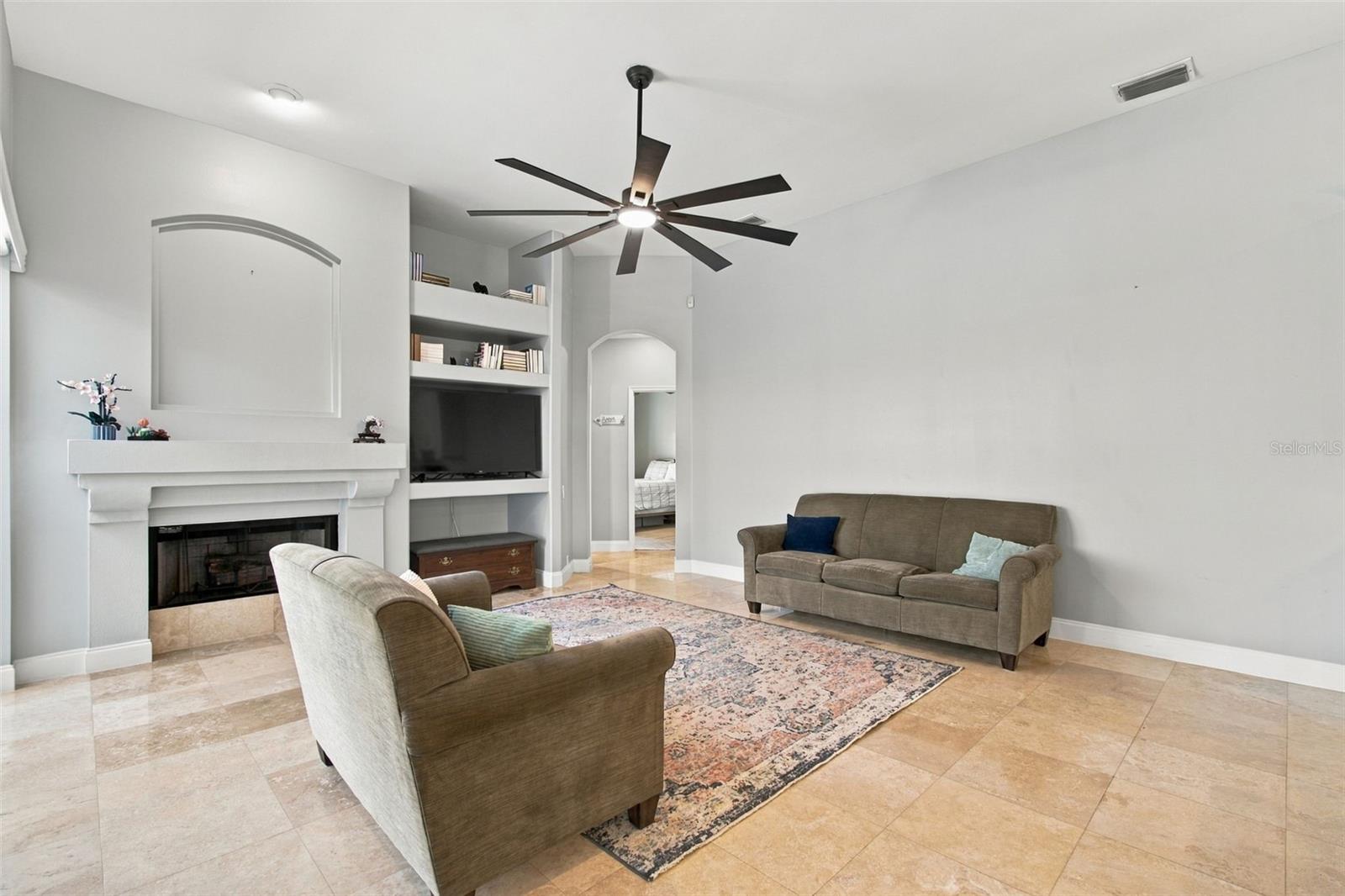 5406 E LONGBOAT, Tampa, FL 33615