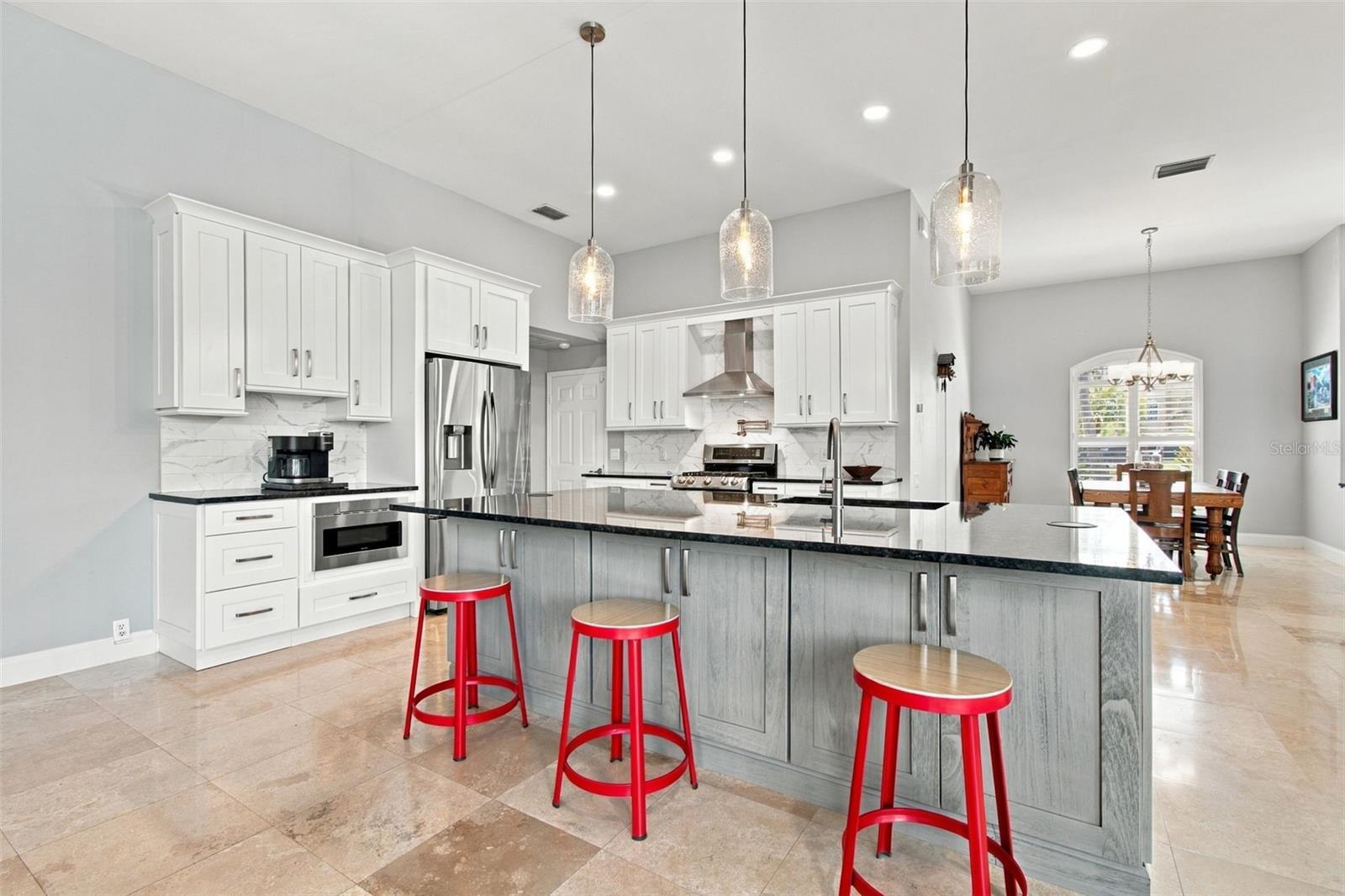 5406 E LONGBOAT, Tampa, FL 33615