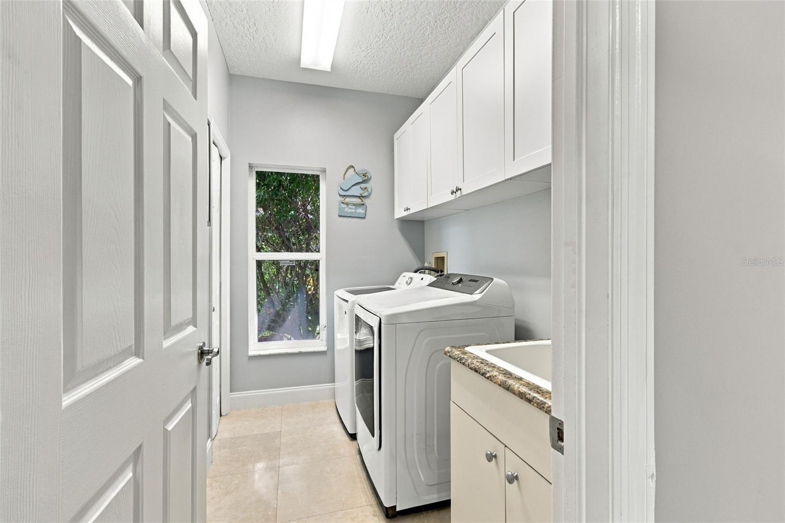 5406 E LONGBOAT, Tampa, FL 33615