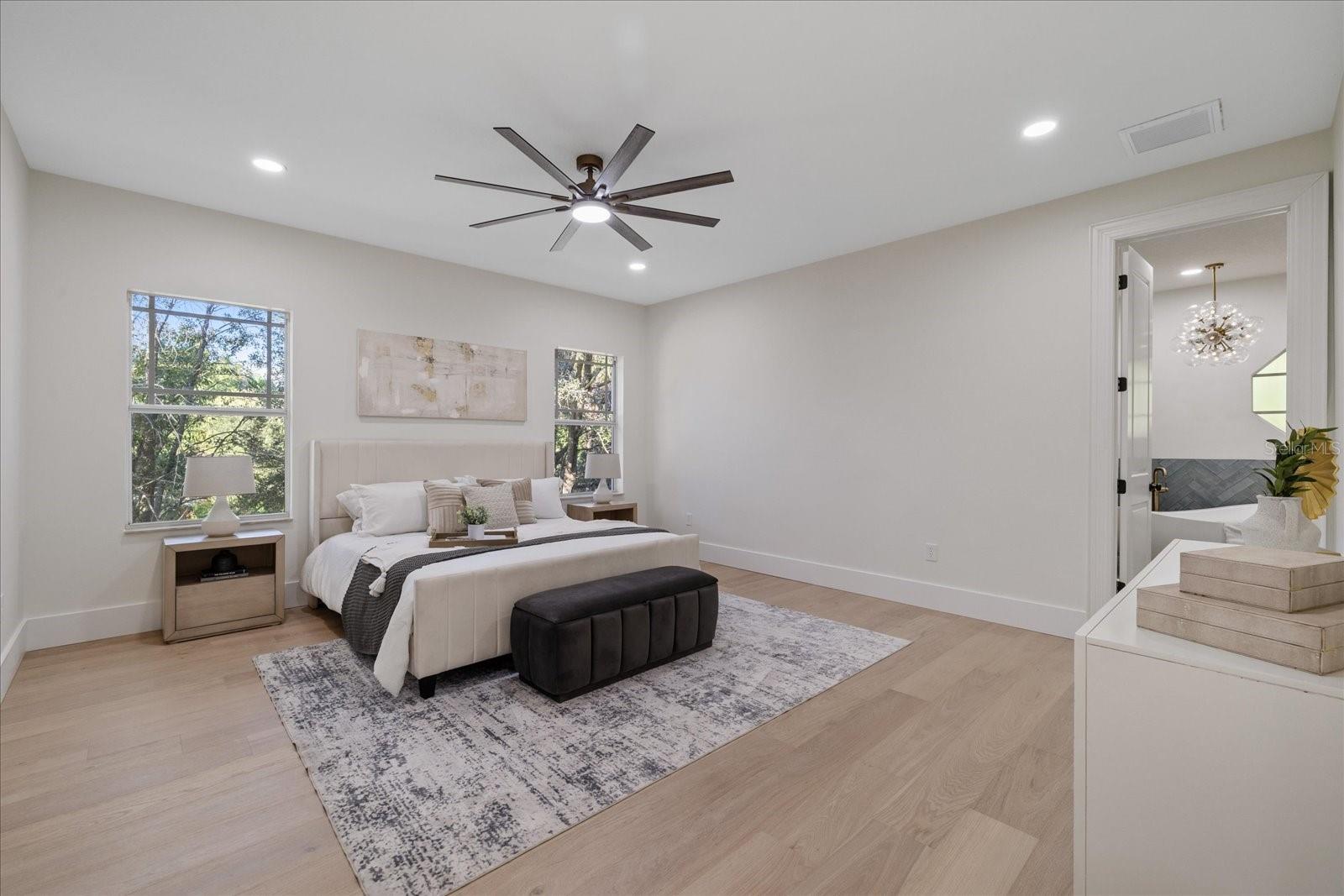2722 N MYRTLE AVENUE, Tampa, FL 33602