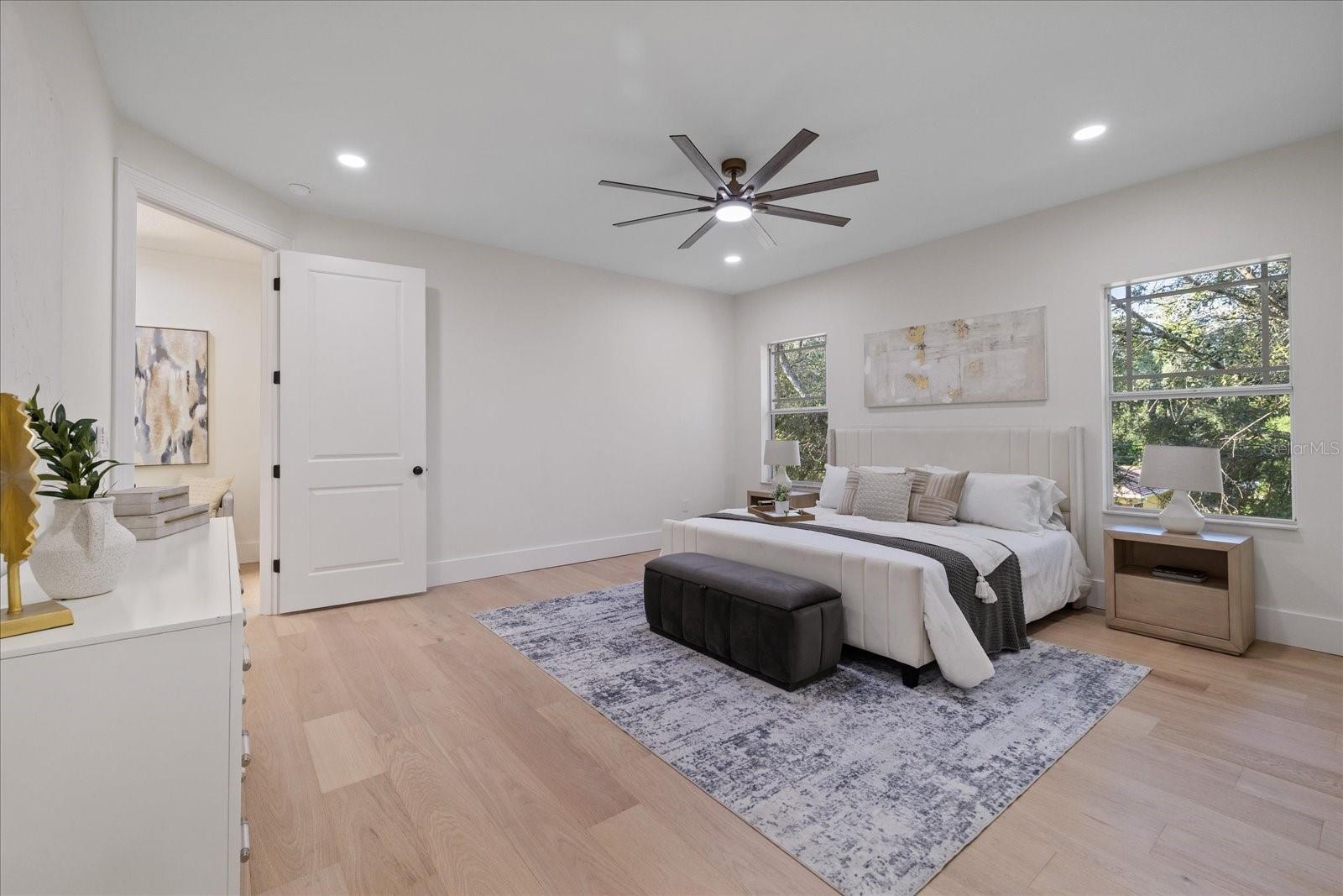 2722 N MYRTLE AVENUE, Tampa, FL 33602