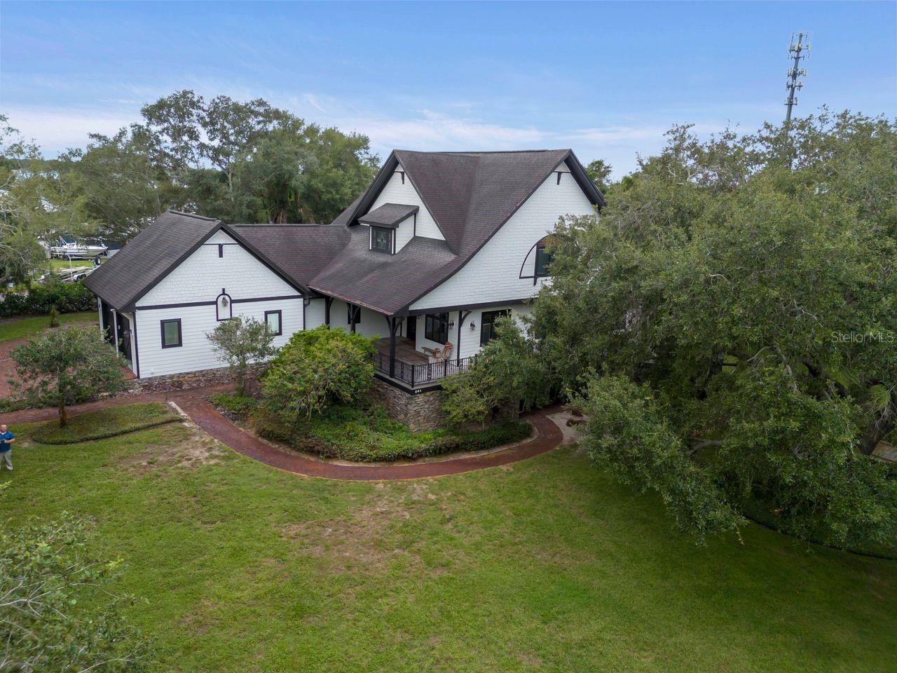 201 OLD OAK LANE, Palm Harbor, FL 34683