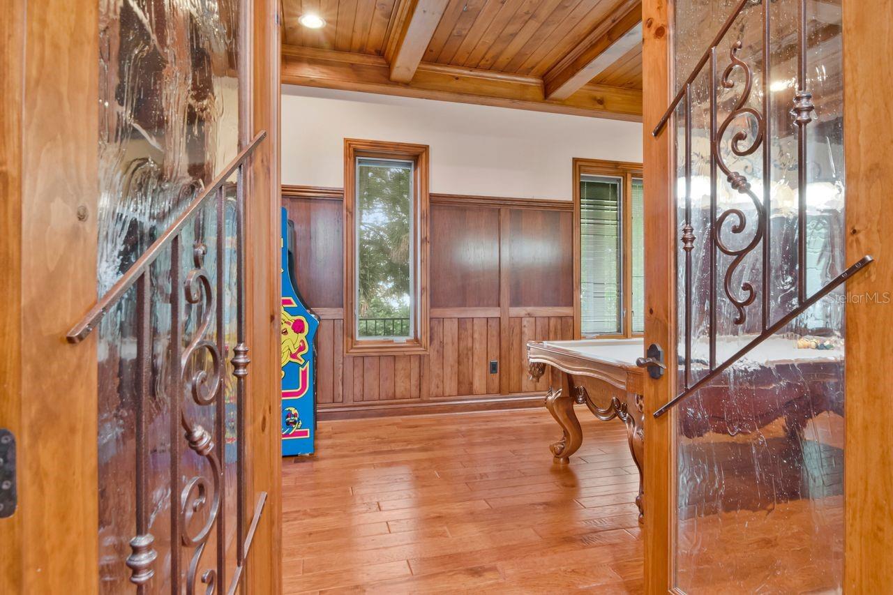 201 OLD OAK LANE, Palm Harbor, FL 34683