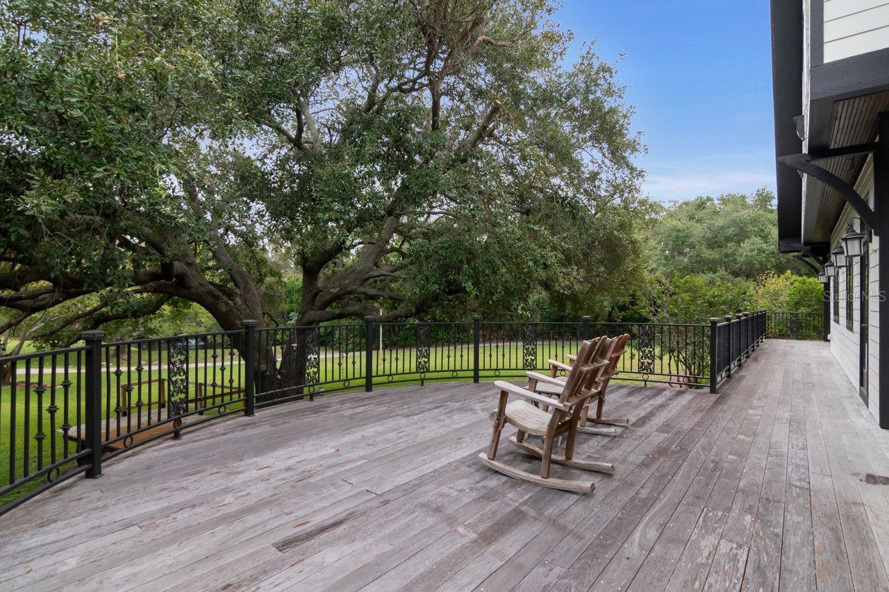 201 OLD OAK LANE, Palm Harbor, FL 34683