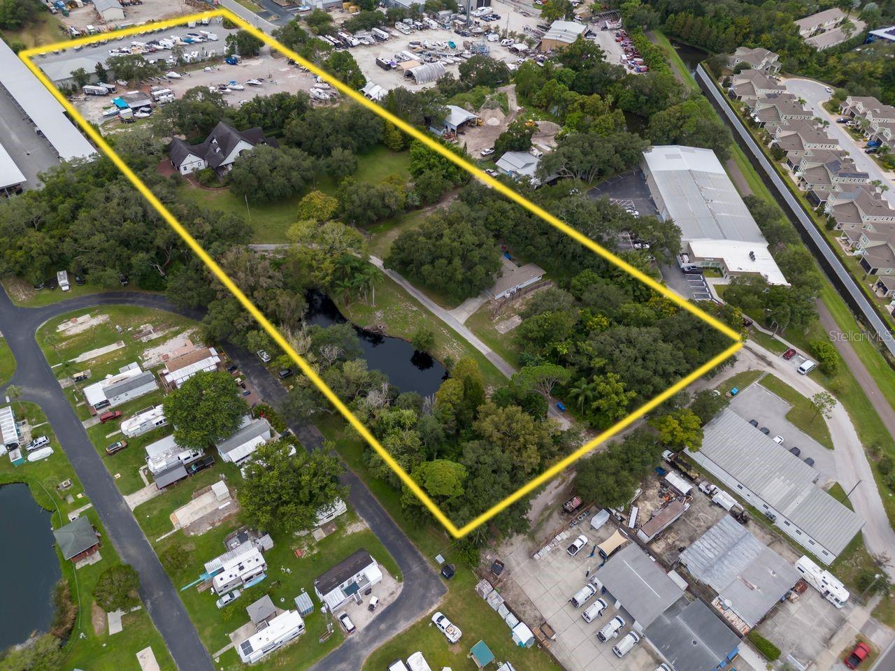 201 OLD OAK LANE, Palm Harbor, FL 34683
