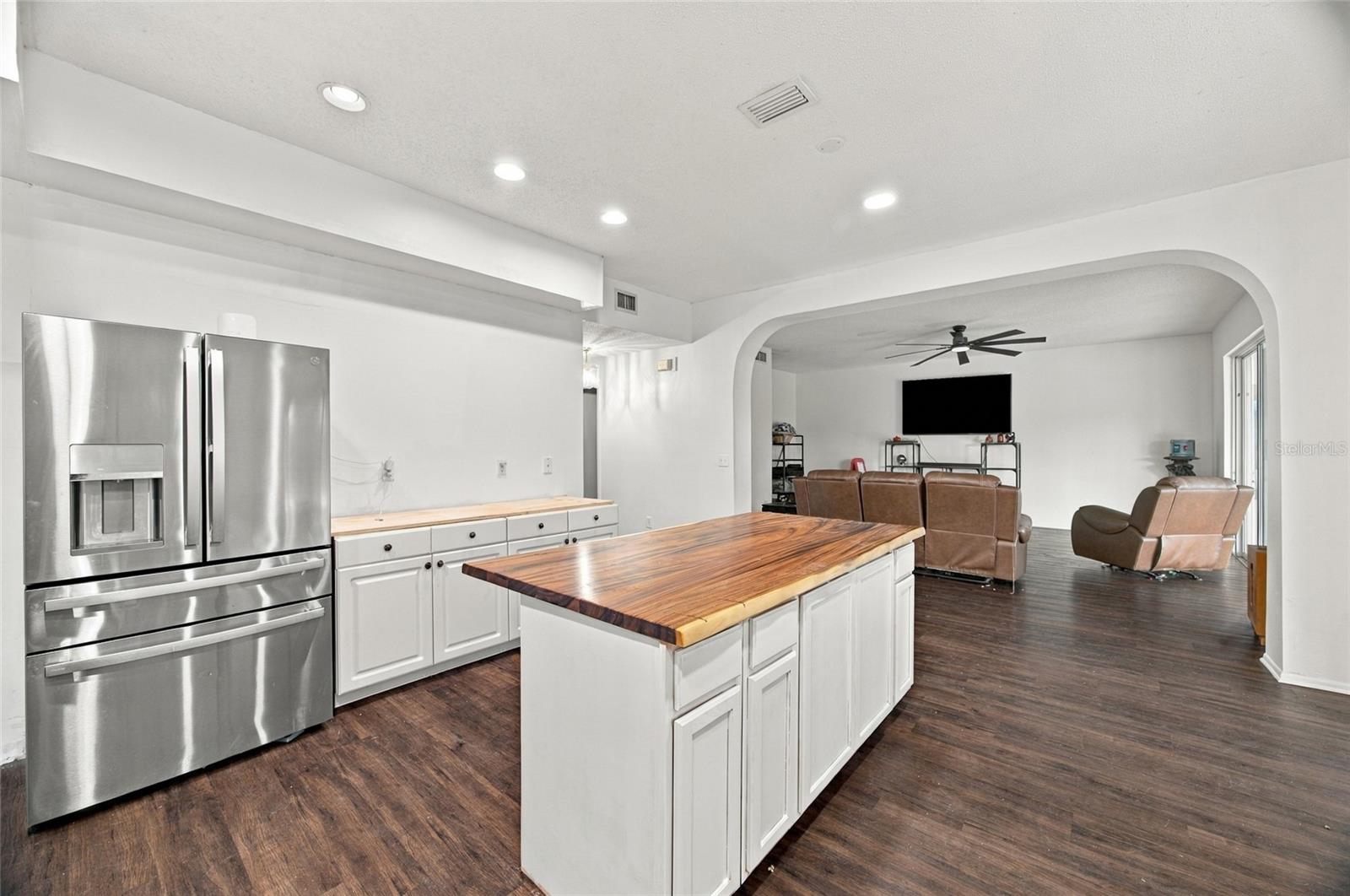 18509 BITTERN AVENUE, Lutz, FL 33558