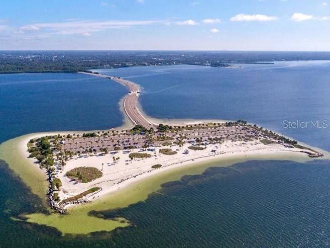 503 WINDRUSH BAY DRIVE, Tarpon Springs, FL 34689