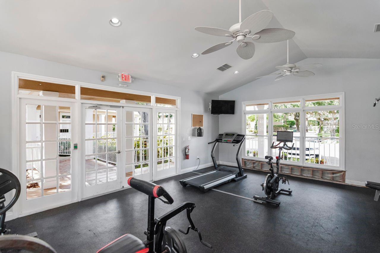 9481 HIGHLAND OAK DR., #514, Tampa, FL 33647
