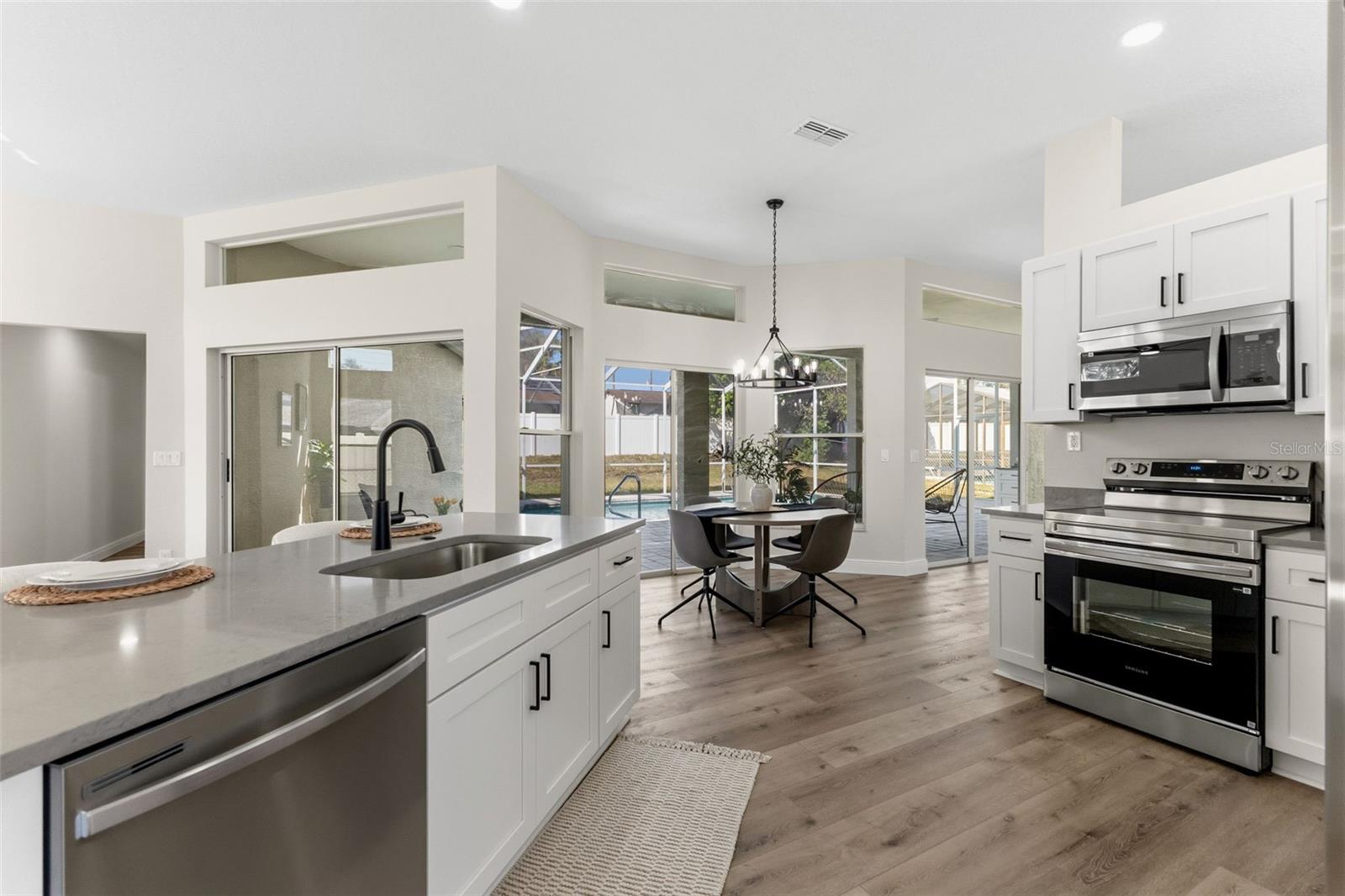 1379 HENRY AVENUE, Spring Hill, FL 34608