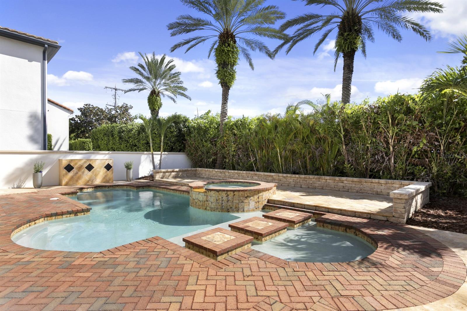 6123 YEATS MANOR DRIVE, Tampa, FL 33616