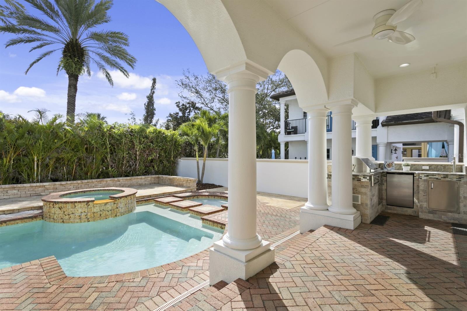 6123 YEATS MANOR DRIVE, Tampa, FL 33616