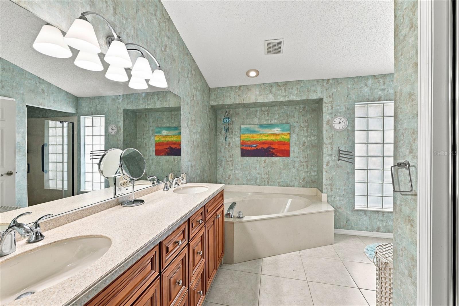 2307 PLATINUM DRIVE, Sun City Center, FL 33573
