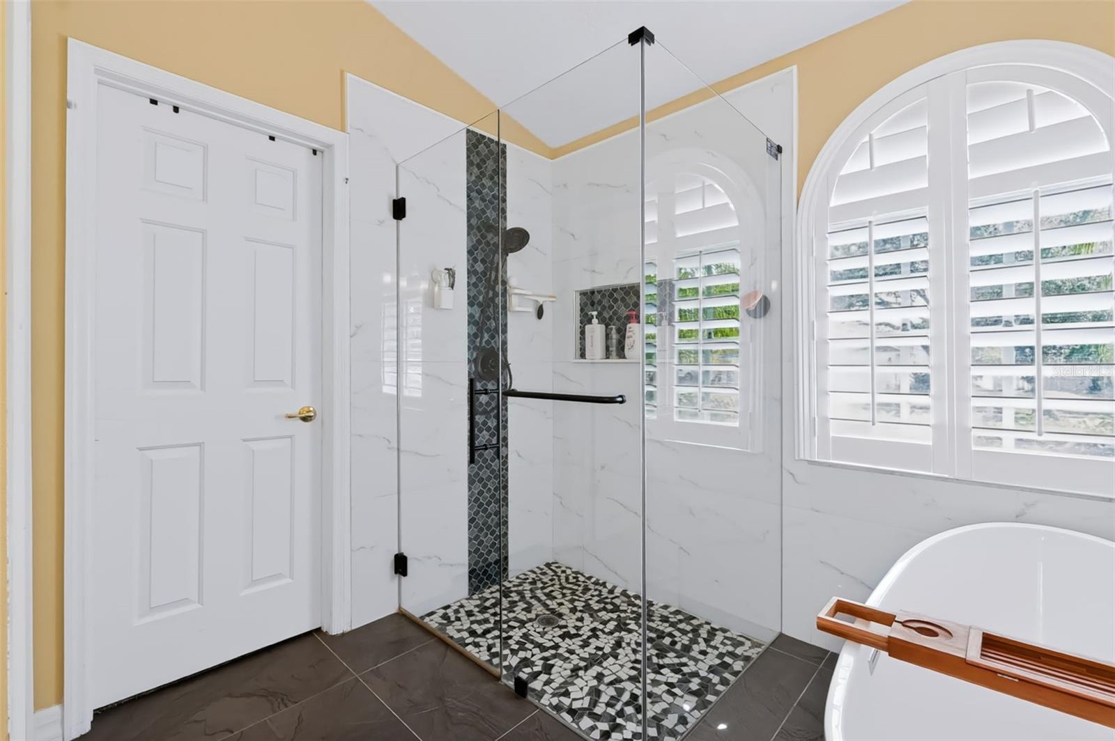 12541 LEATHERLEAF DRIVE, Tampa, FL 33626