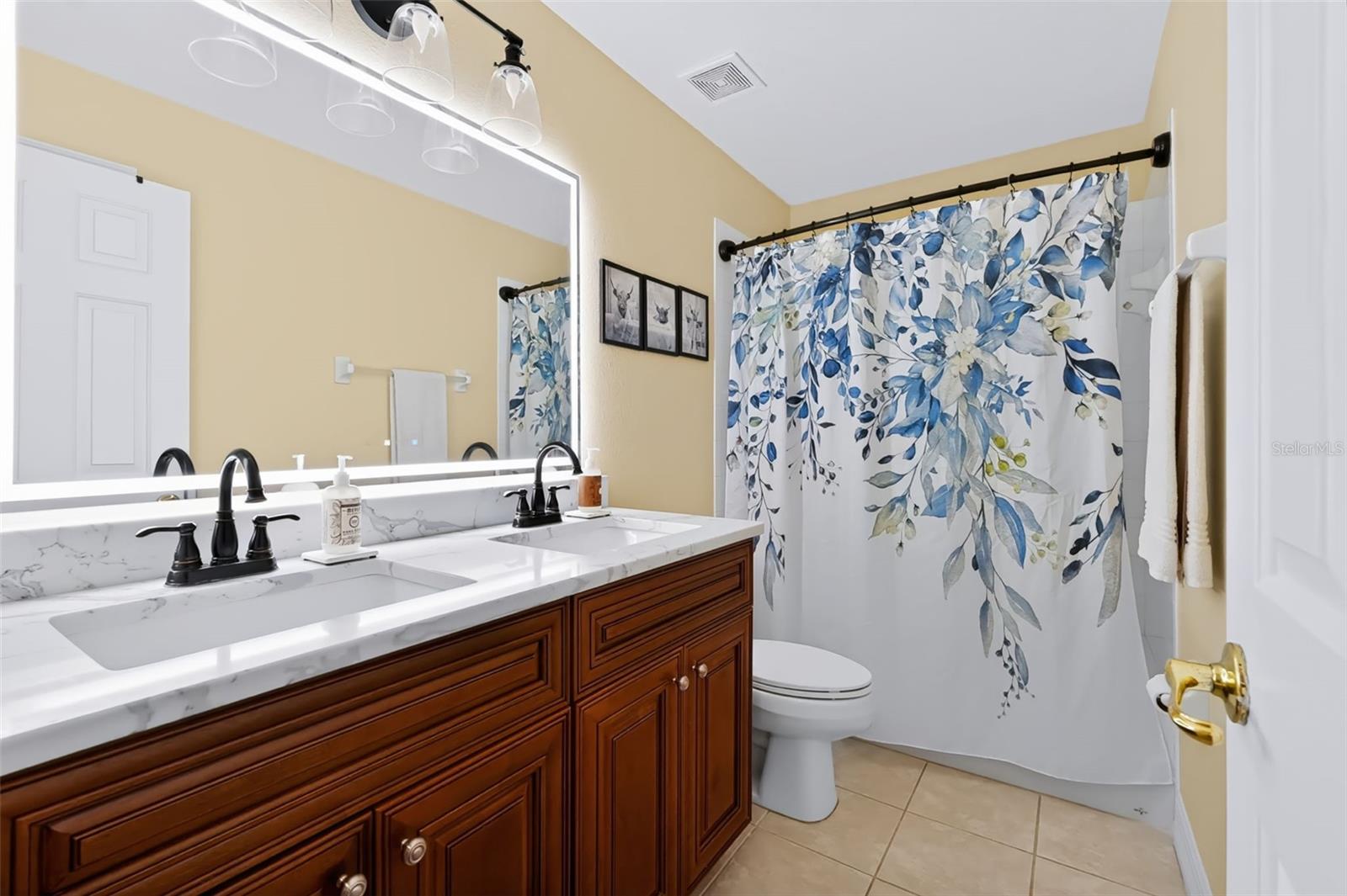 12541 LEATHERLEAF DRIVE, Tampa, FL 33626