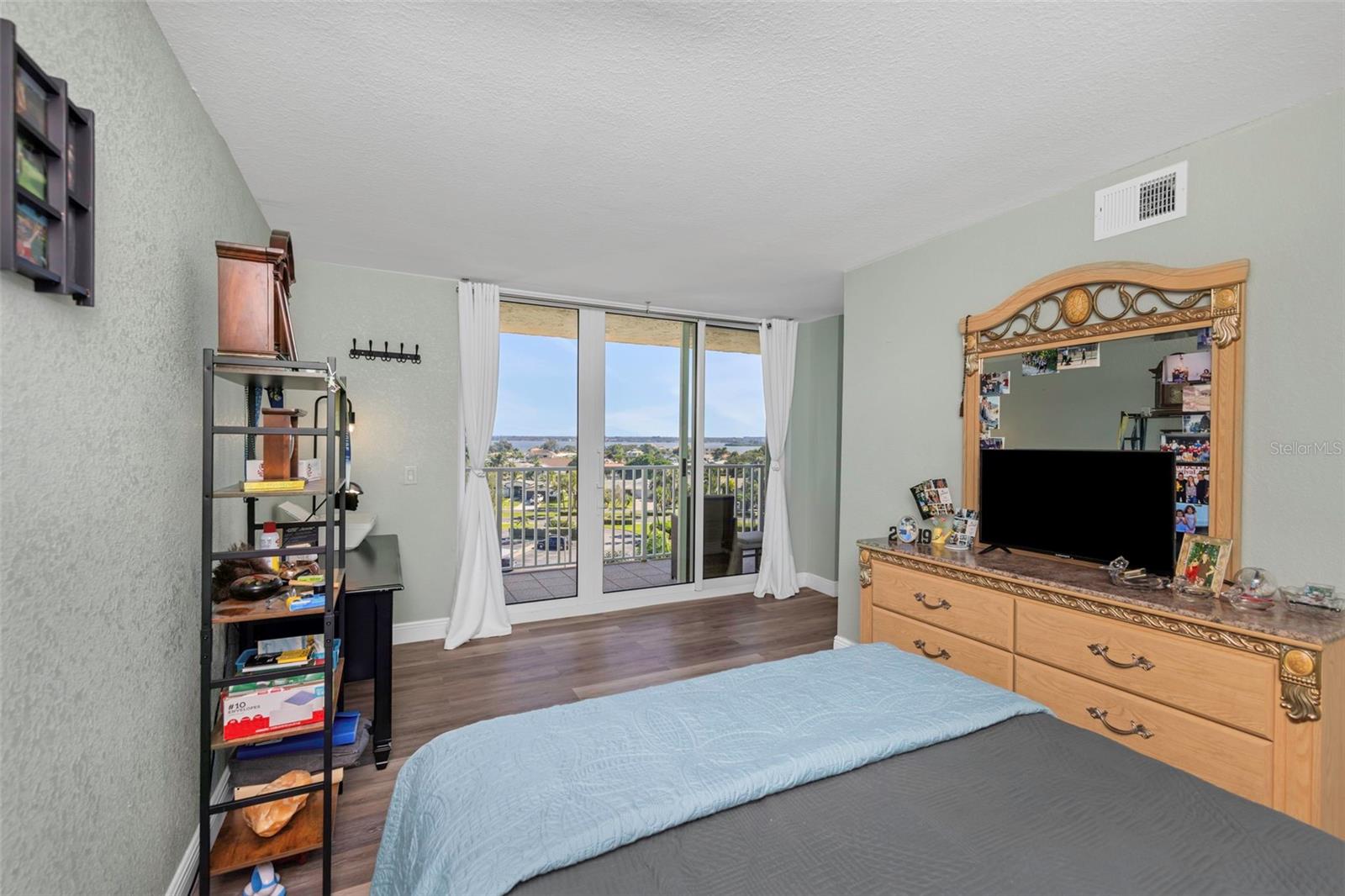 736 ISLAND WAY, #601, Clearwater, FL 33767