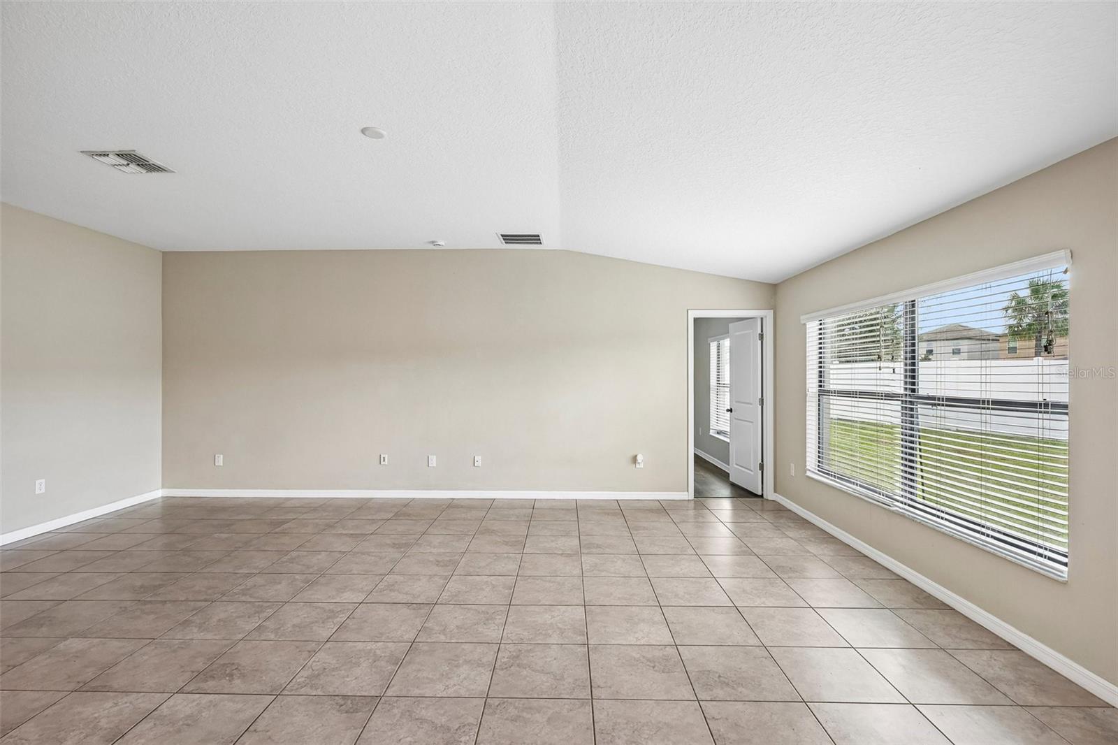 4103 GLOBE THISTLE DRIVE, Tampa, FL 33619