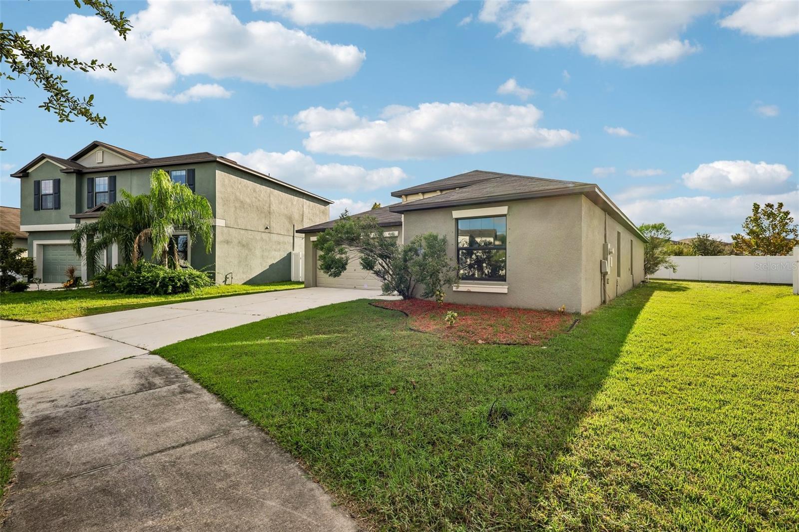 4103 GLOBE THISTLE DRIVE, Tampa, FL 33619