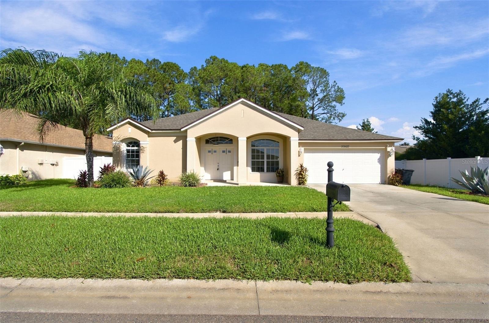 20827 WOODVALE LANE, Land O Lakes, FL 34638