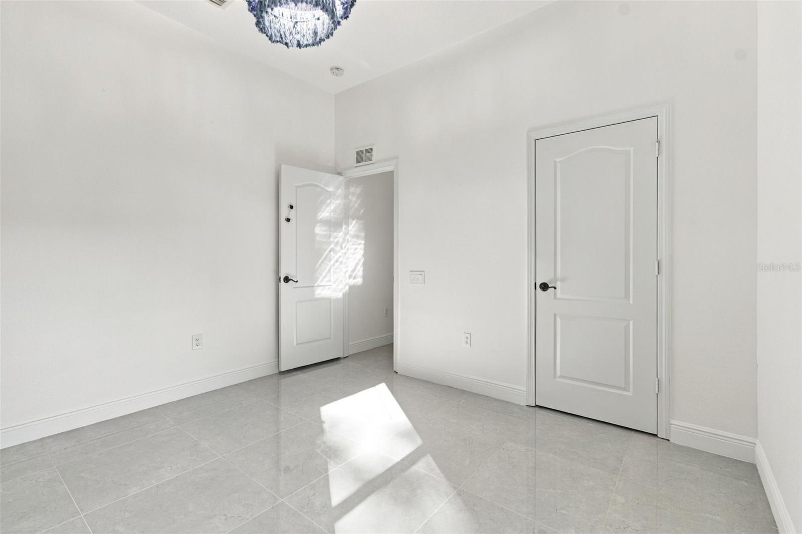 20827 WOODVALE LANE, Land O Lakes, FL 34638