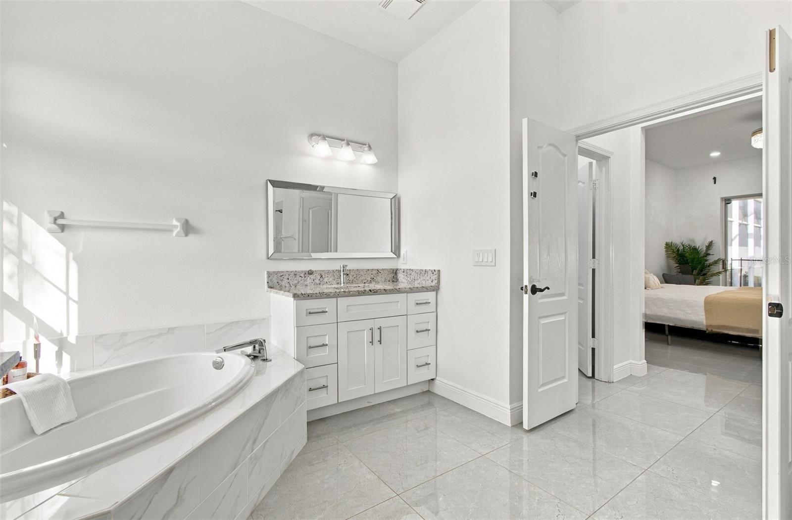 20827 WOODVALE LANE, Land O Lakes, FL 34638