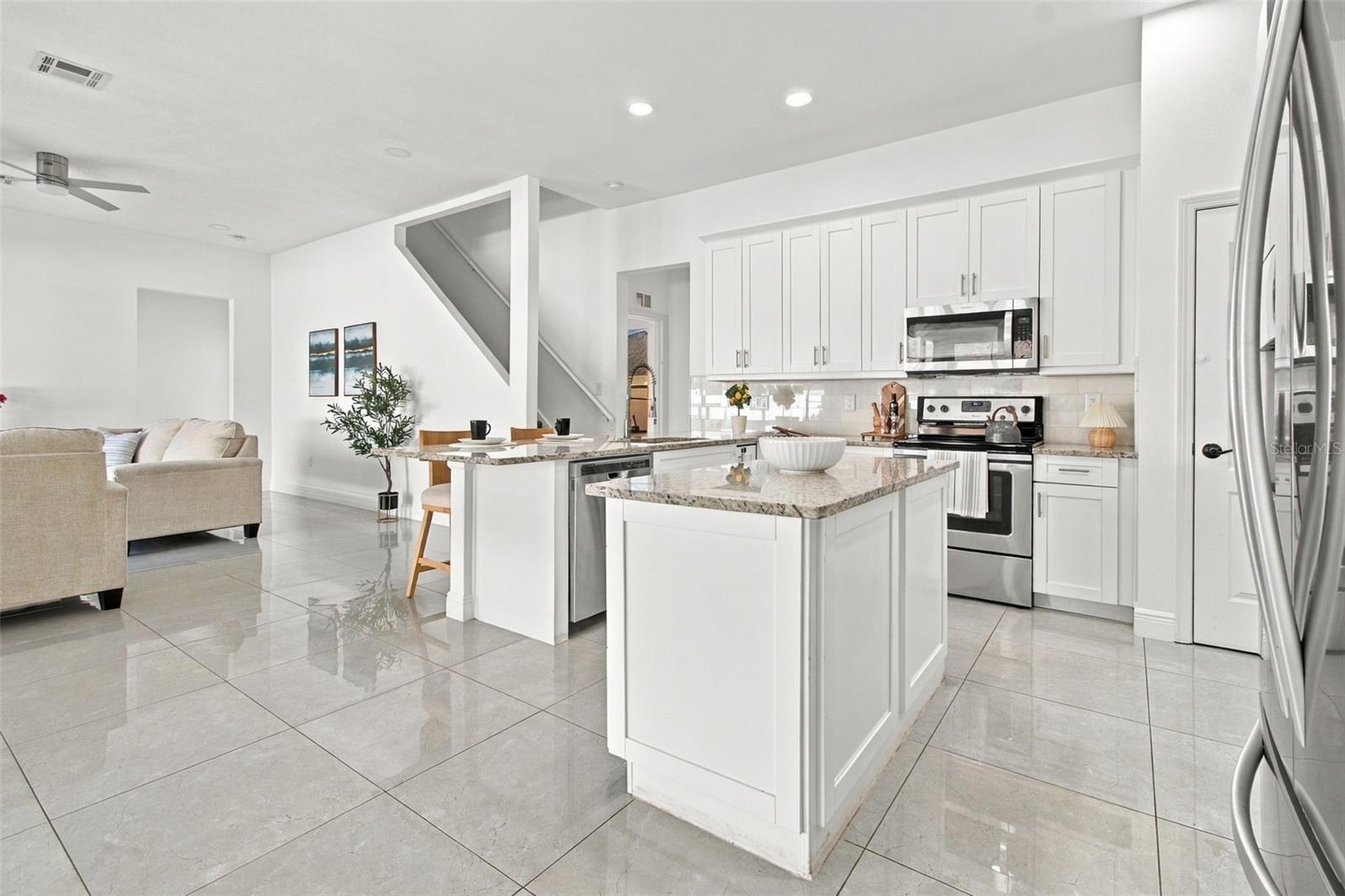 20827 WOODVALE LANE, Land O Lakes, FL 34638