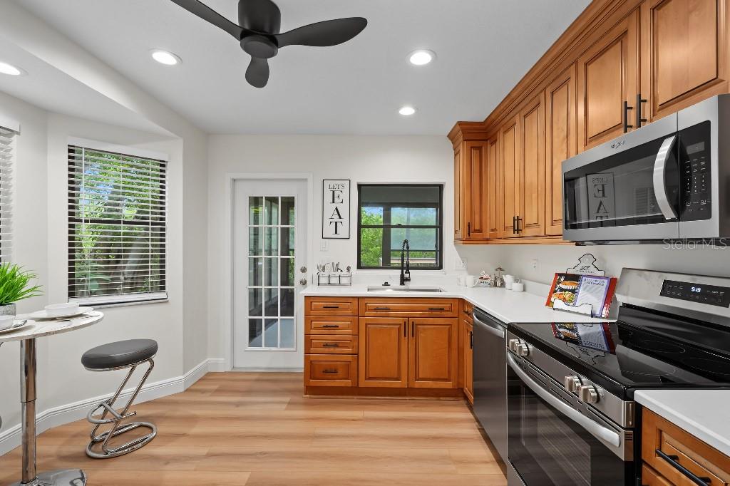 3010 LONGBROOKE WAY, Clearwater, FL 33760