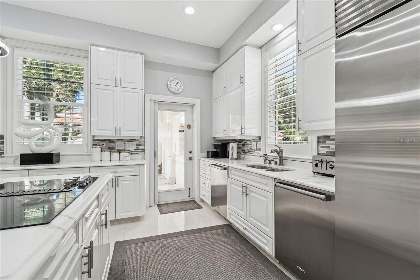 4707 SKIMMER WAY S, St Petersburg, FL 33711