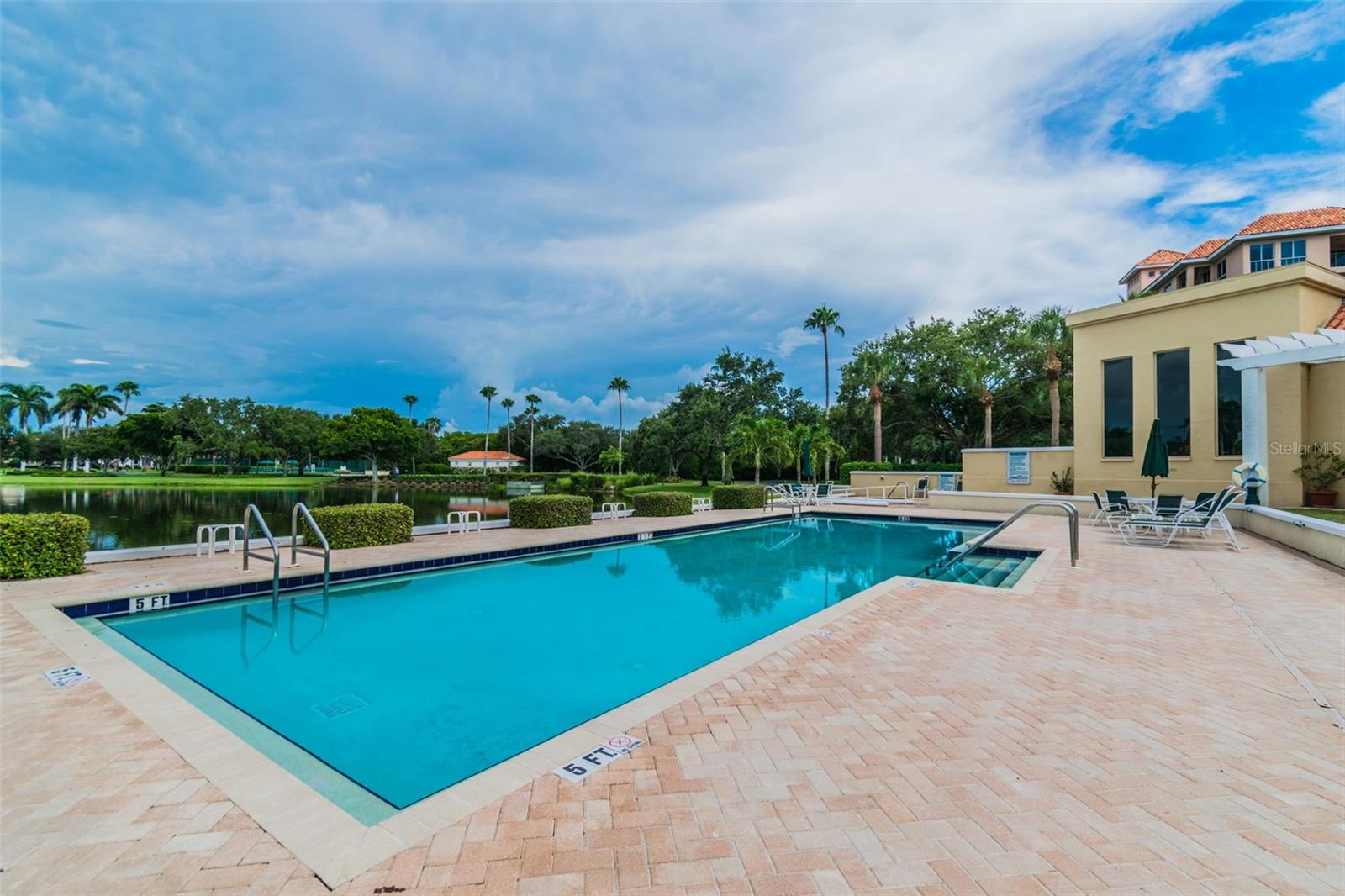 4707 SKIMMER WAY S, St Petersburg, FL 33711