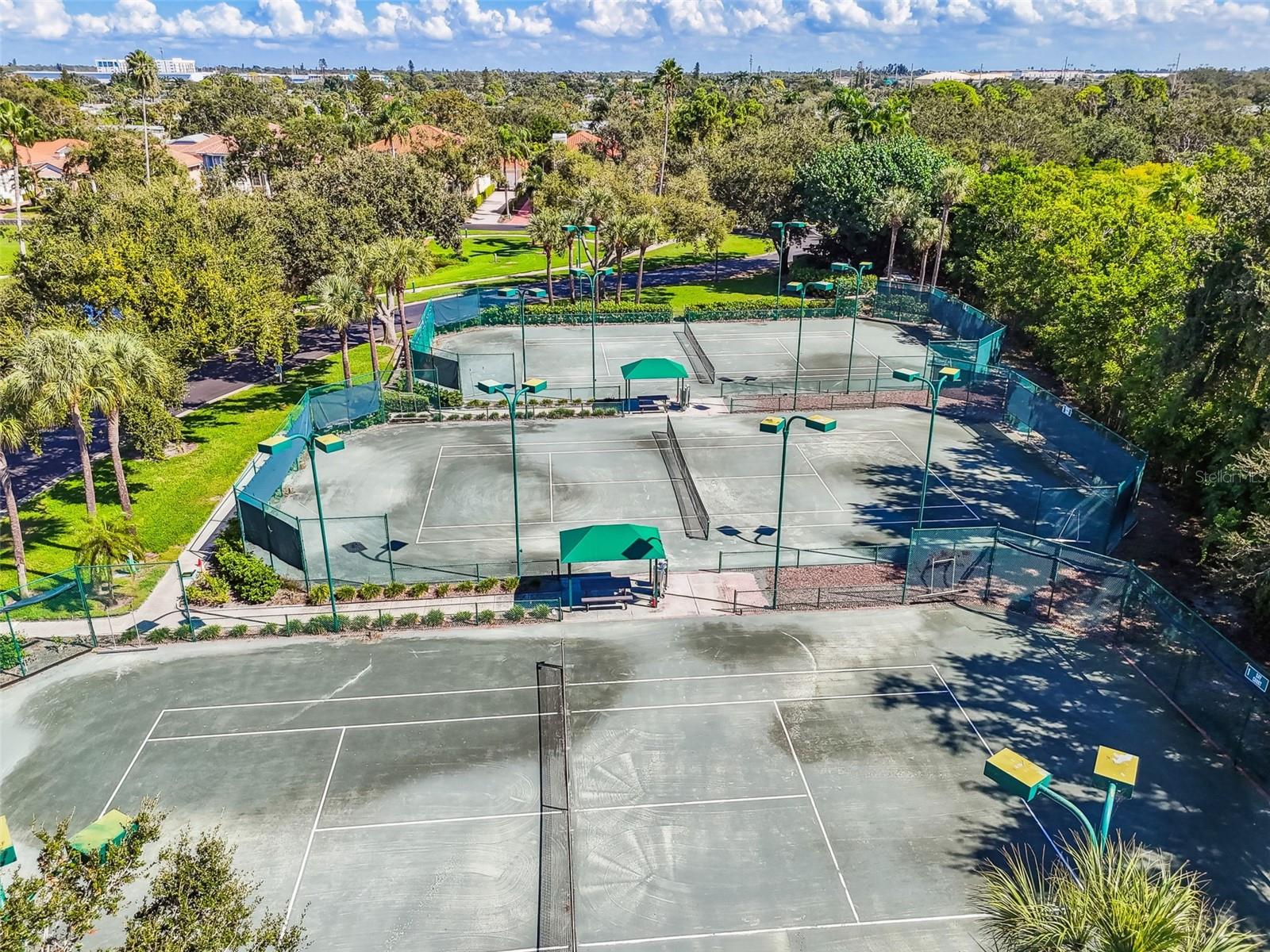4707 SKIMMER WAY S, St Petersburg, FL 33711