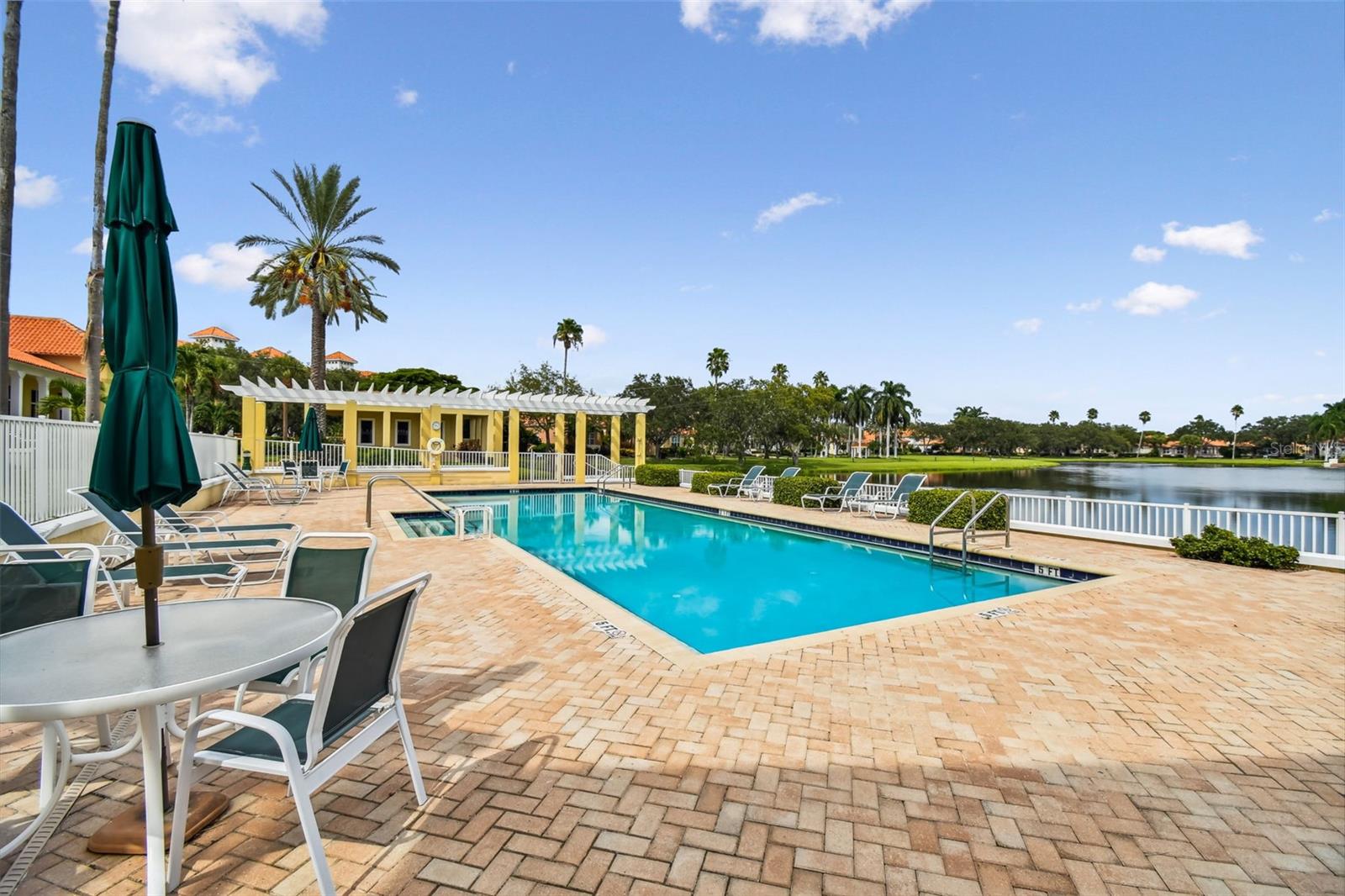 4707 SKIMMER WAY S, St Petersburg, FL 33711