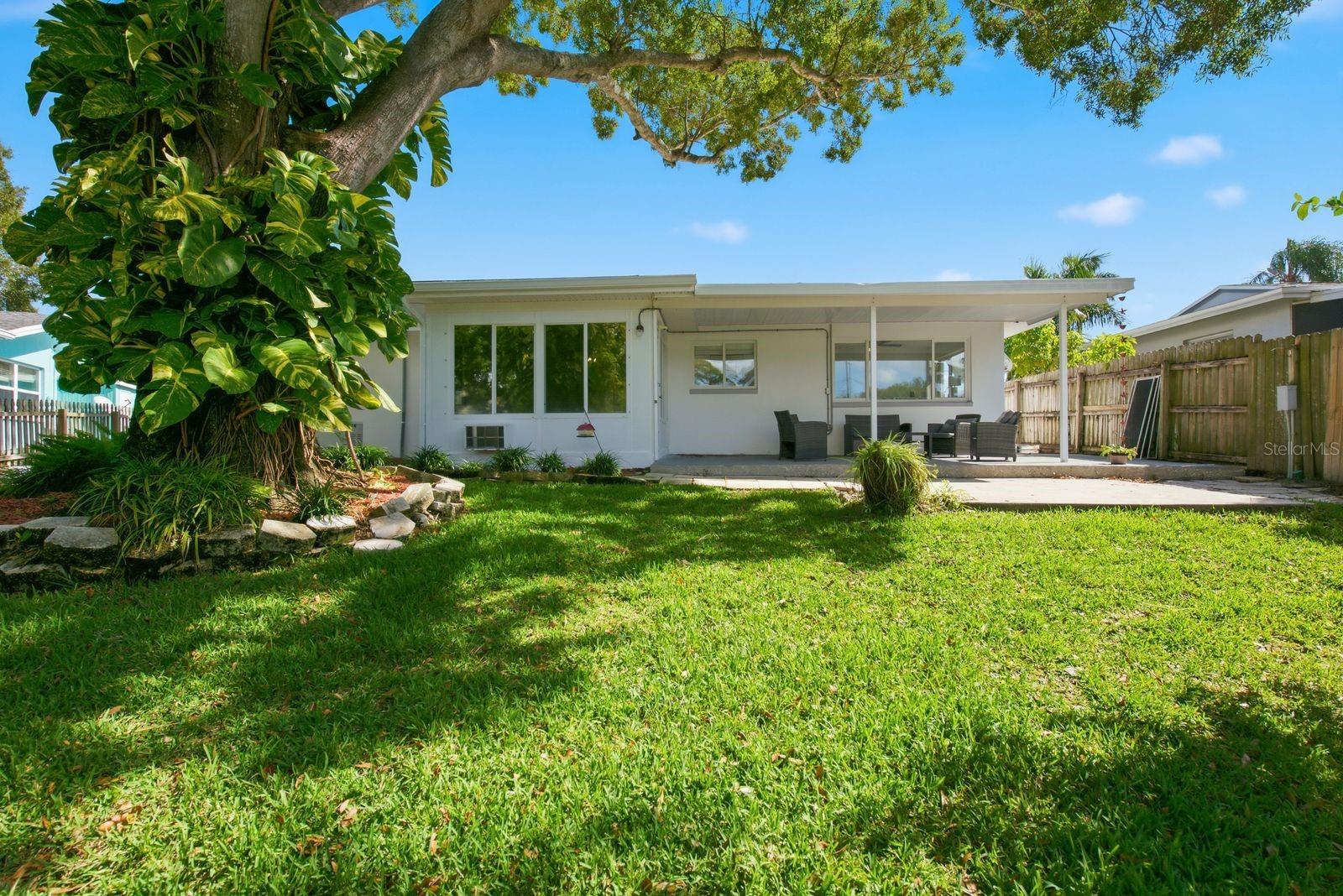 700 GERSHWIN DRIVE, Largo, FL 33771