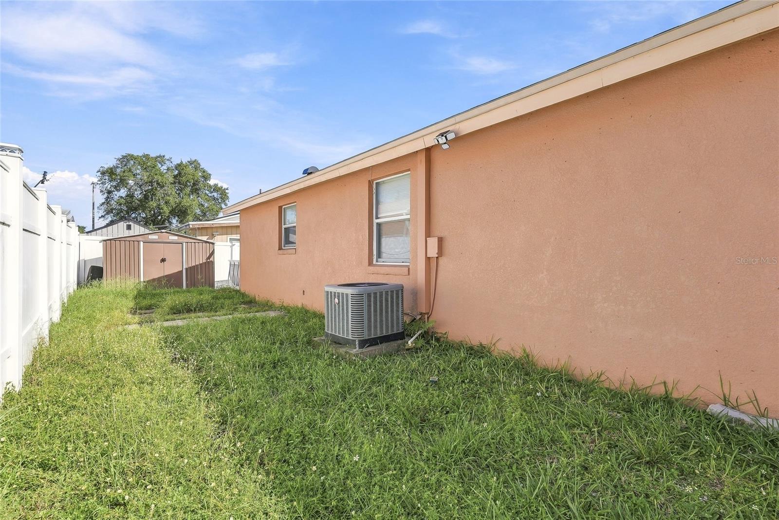 9608 ELGIN COURT, Tampa, FL 33615