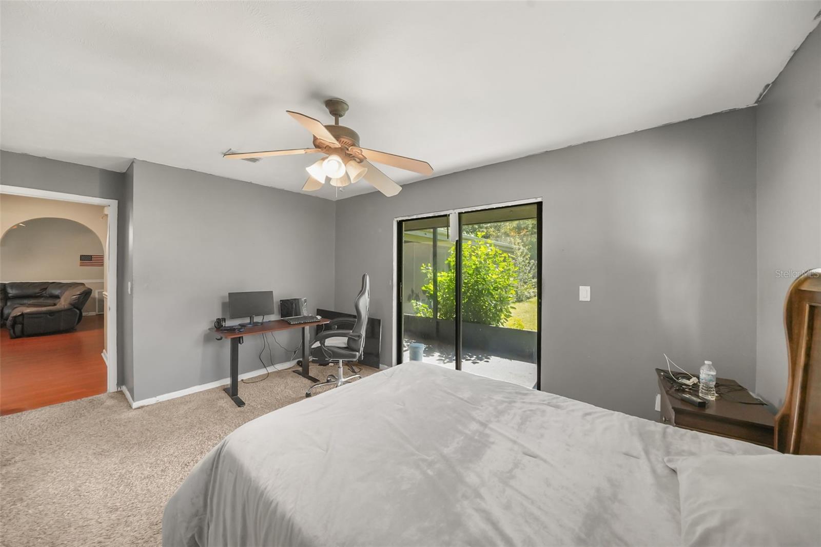 6912 SENOJ DRIVE, Tampa, FL 33610