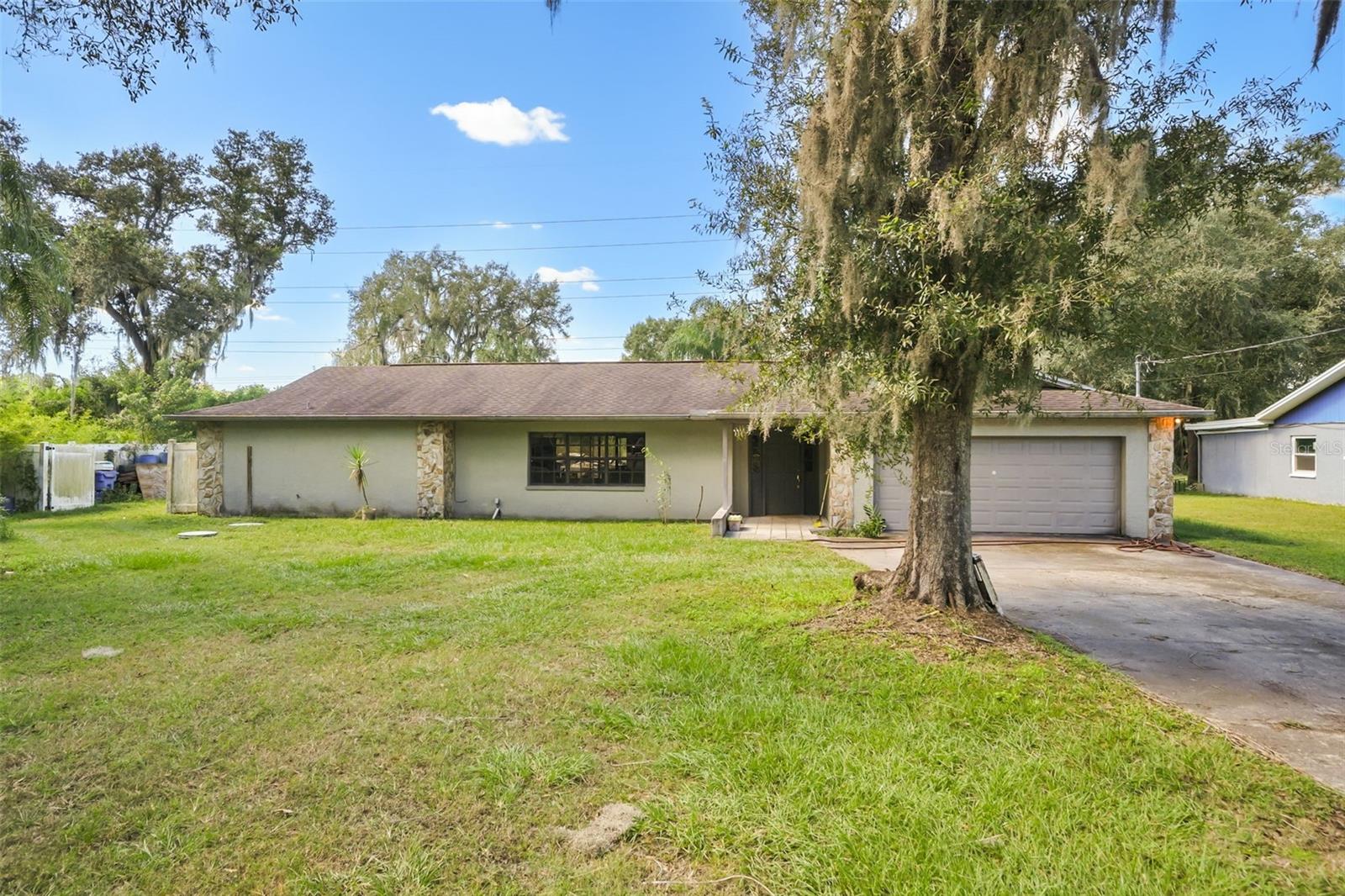 6912 SENOJ DRIVE, Tampa, FL 33610 6912 SENOJ DRIVE, Tampa, FL 33610