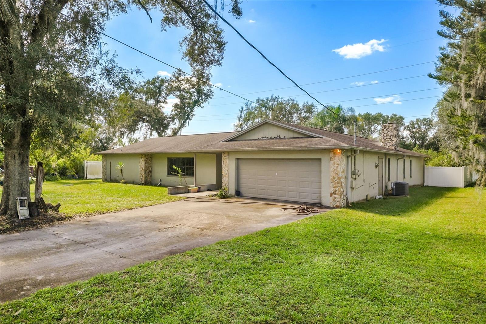 6912 SENOJ DRIVE, Tampa, FL 33610 6912 SENOJ DRIVE, Tampa, FL 33610