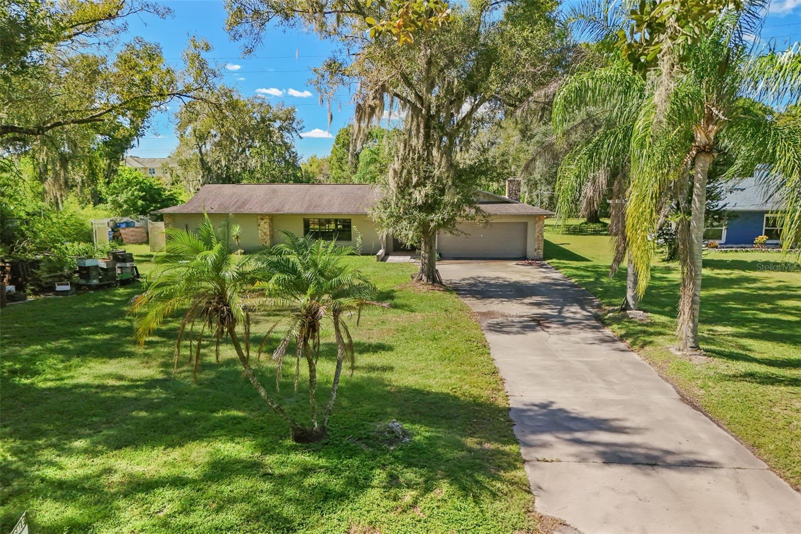 6912 SENOJ DRIVE, Tampa, FL 33610