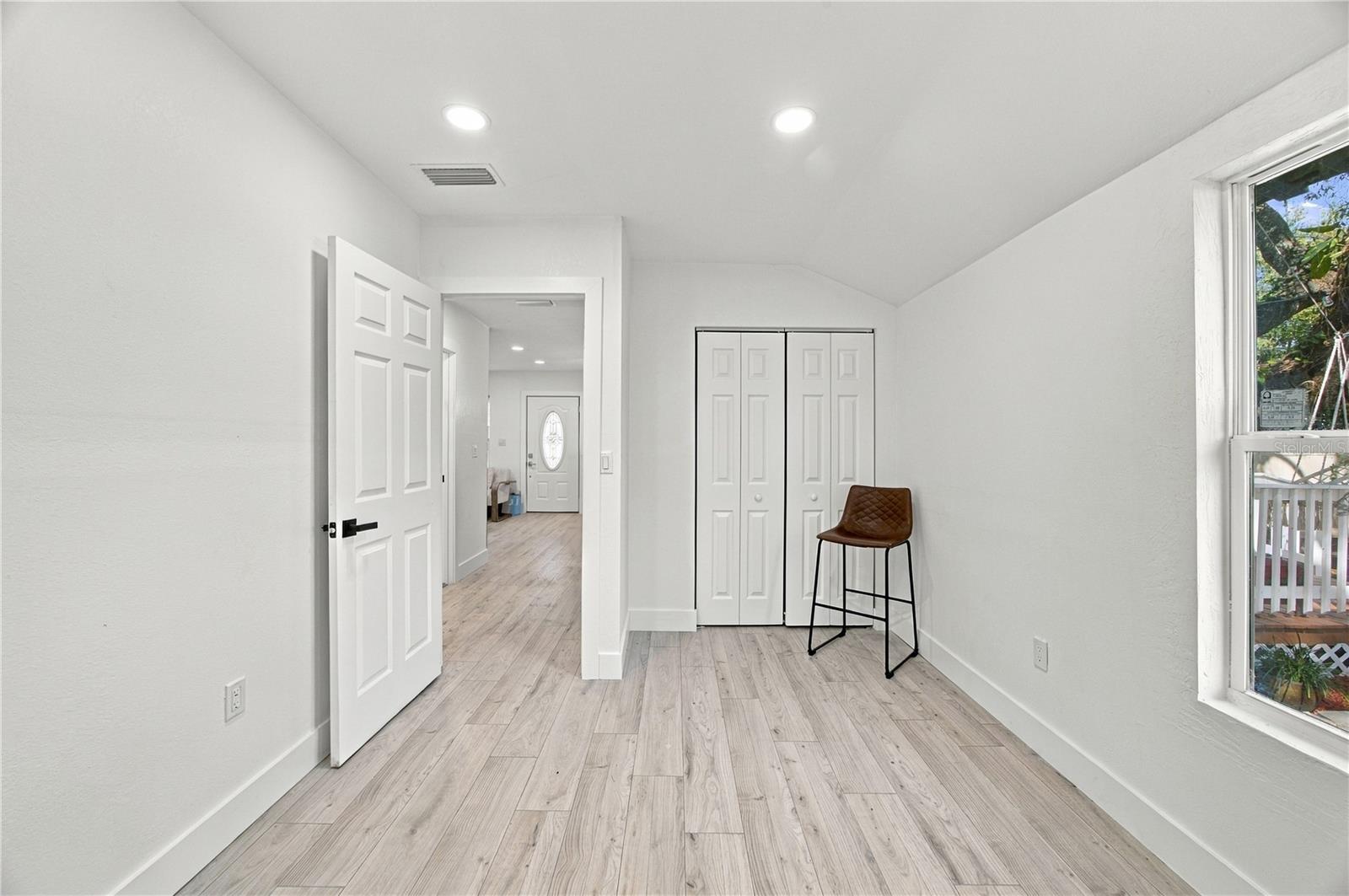 1503 E POWHATAN AVENUE, Tampa, FL 33610