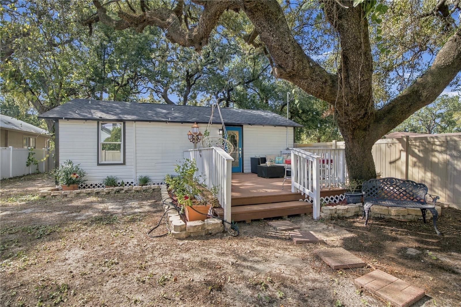 1503 E POWHATAN AVENUE, Tampa, FL 33610