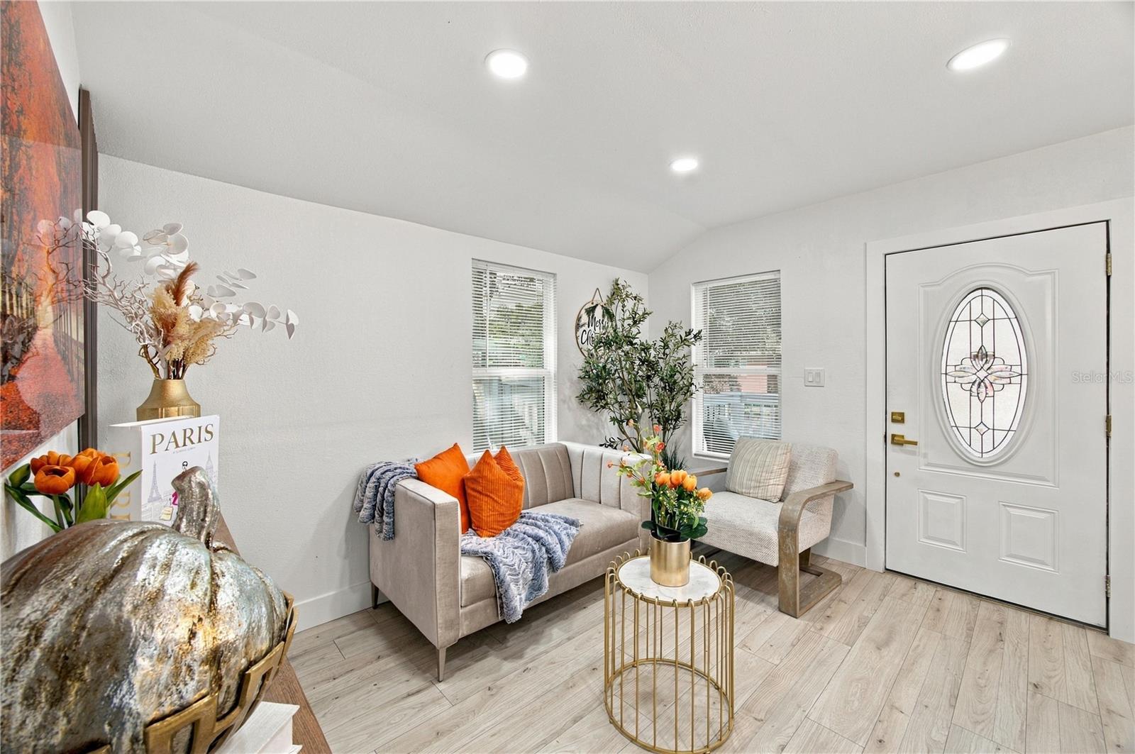 1503 E POWHATAN AVENUE, Tampa, FL 33610