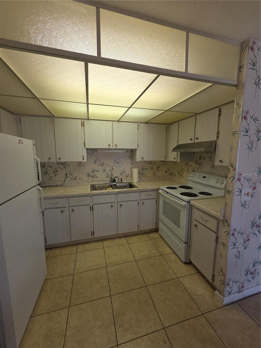 1594 COUNCIL DRIVE, Sun City Center, FL 33573