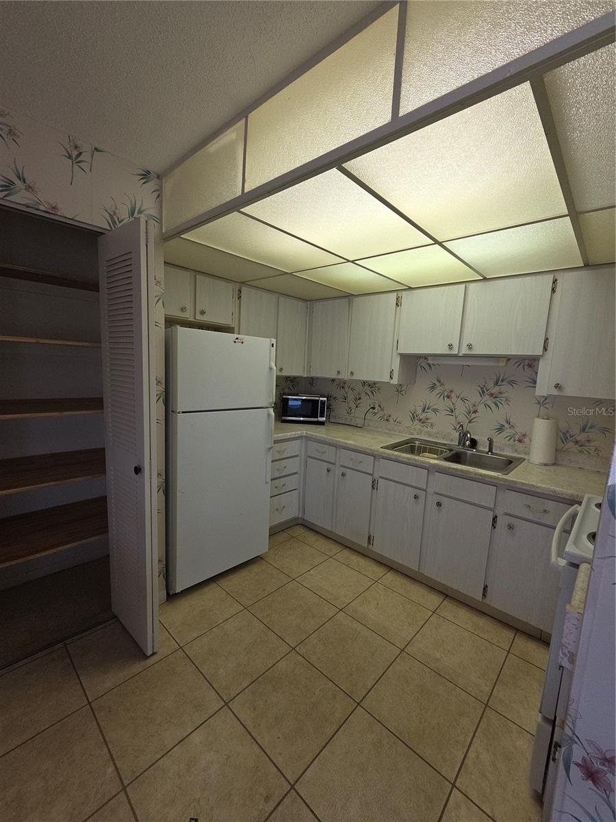 1594 COUNCIL DRIVE, Sun City Center, FL 33573