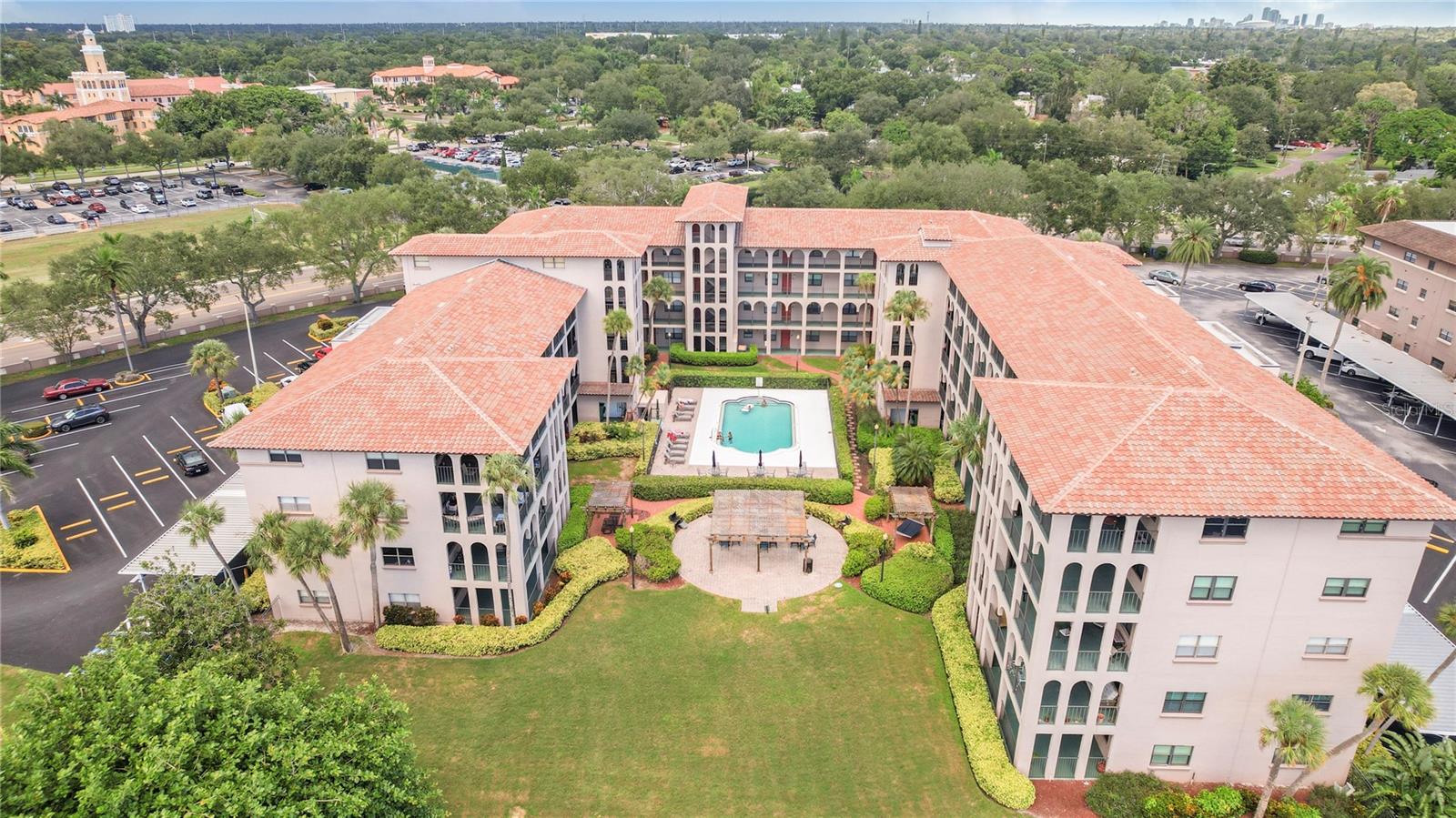 6150 GULFPORT BOULEVARD S, #202, Gulfport, FL 33707