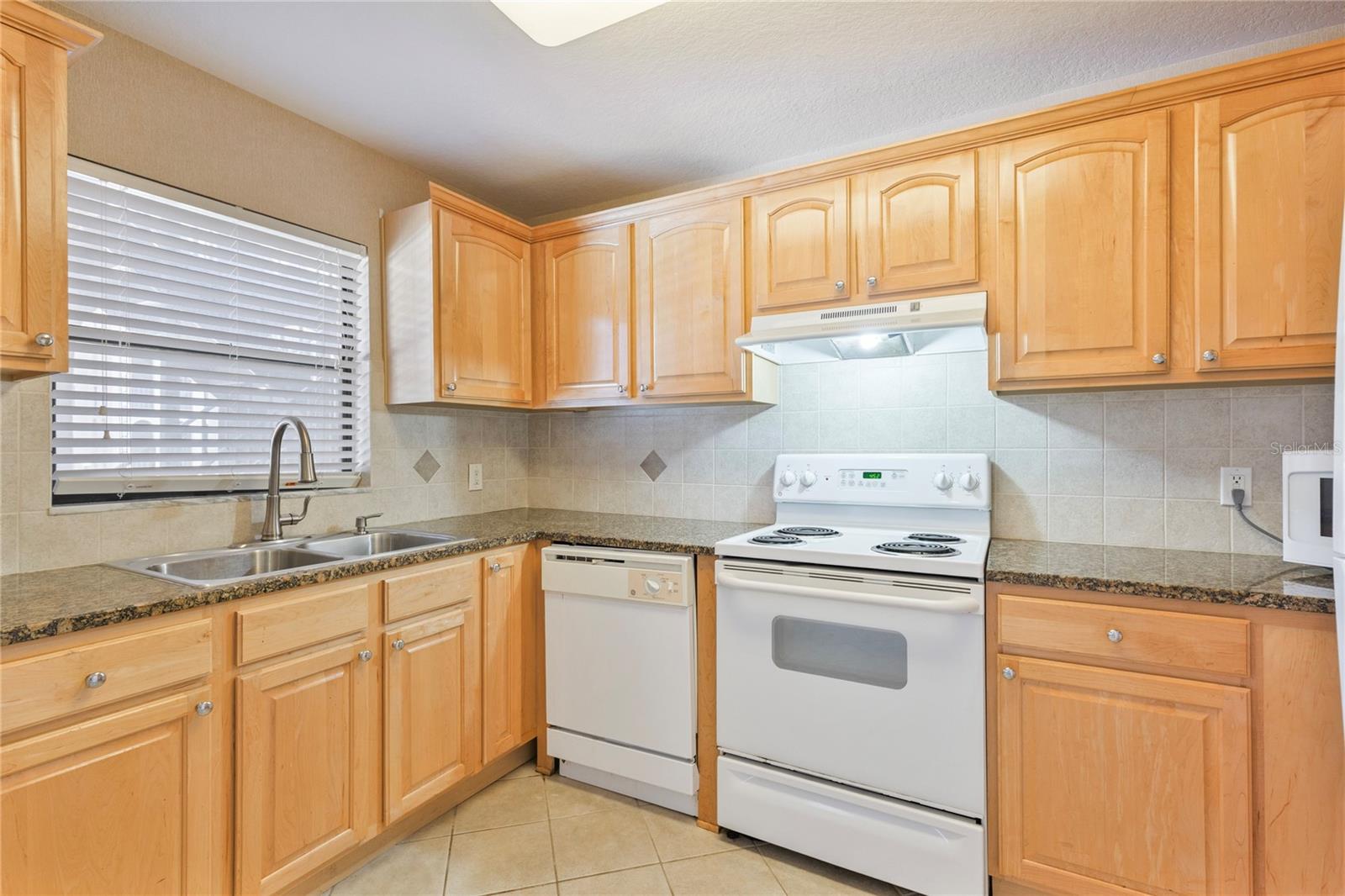6150 GULFPORT BOULEVARD S, #202, Gulfport, FL 33707 6150 GULFPORT BOULEVARD S, #202, Gulfport, FL 33707