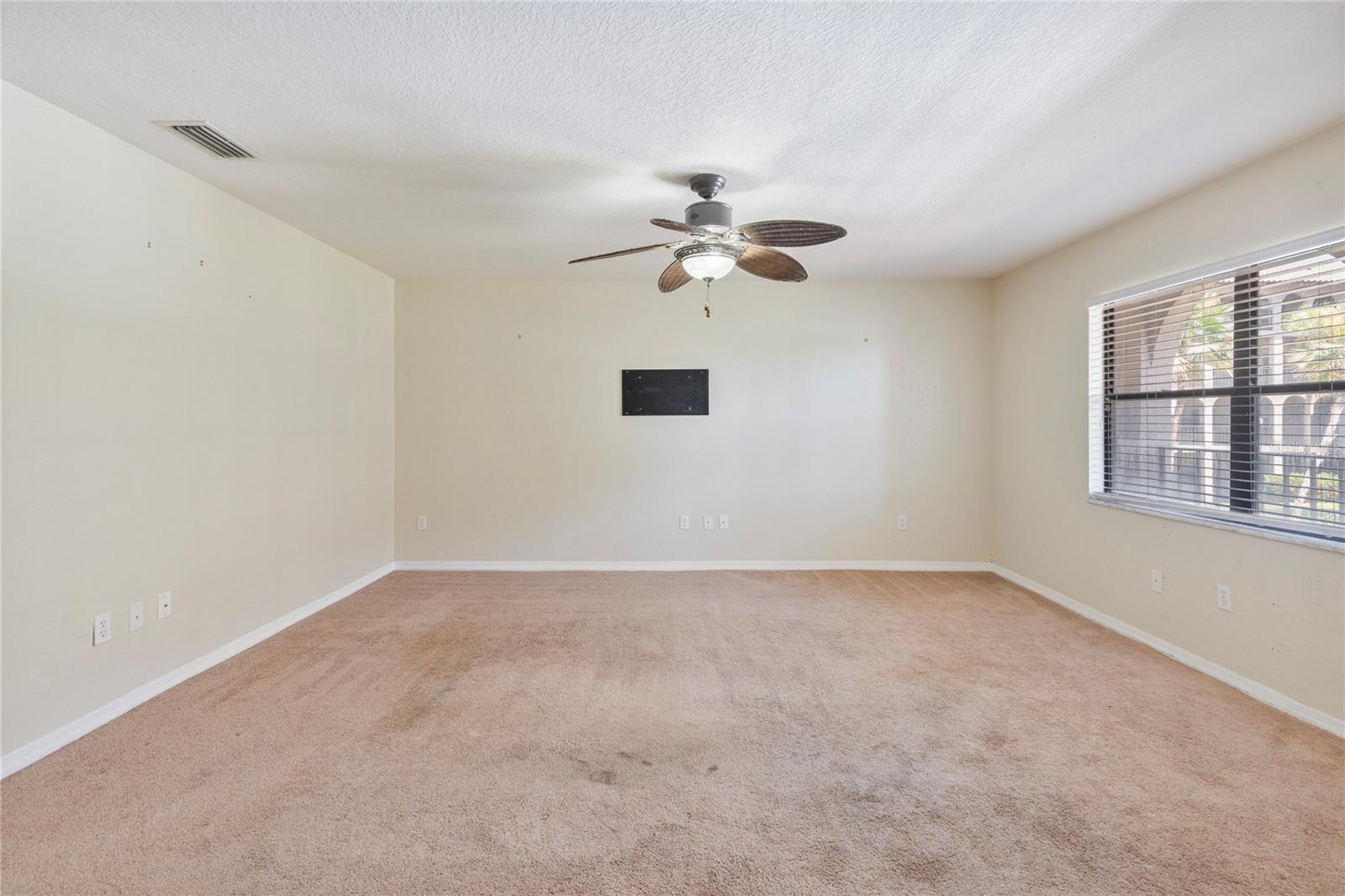 6150 GULFPORT BOULEVARD S, #202, Gulfport, FL 33707