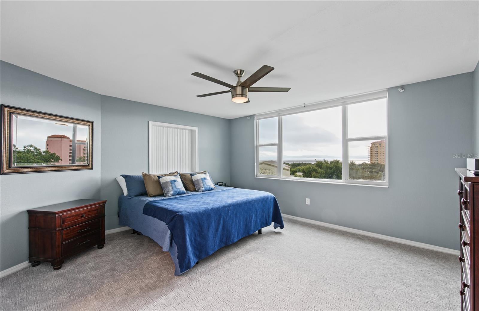 700 BEACH DRIVE NE, #701, St Petersburg, FL 33701