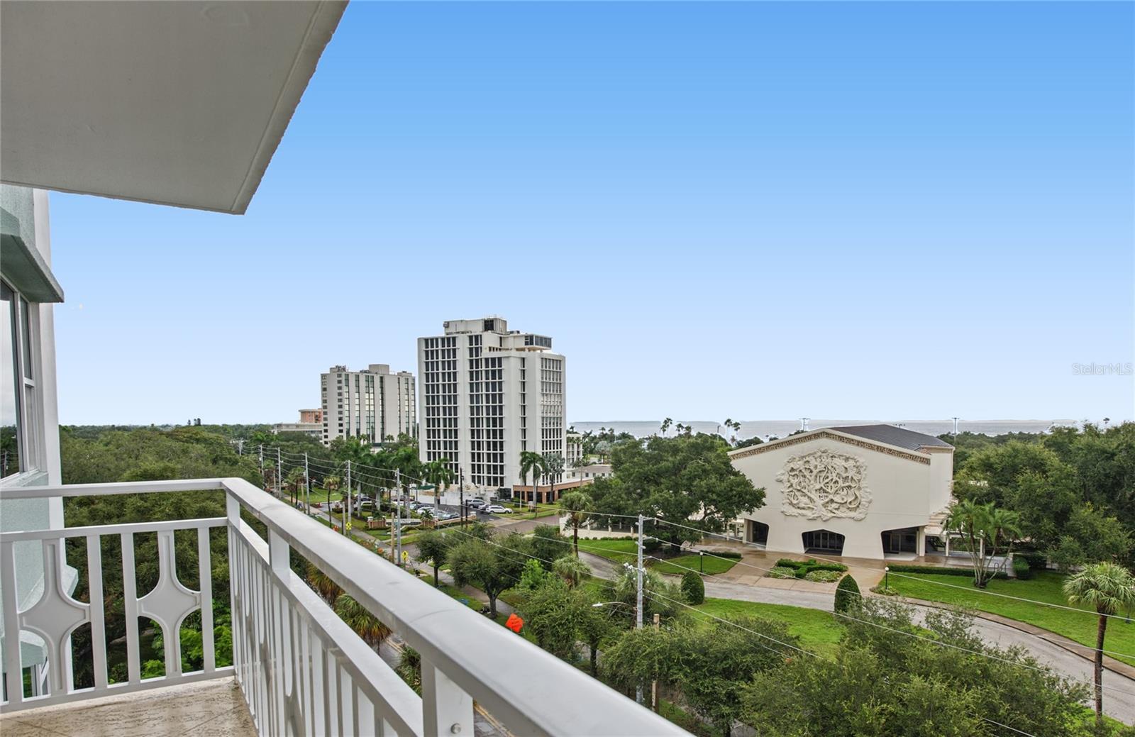 700 BEACH DRIVE NE, #701, St Petersburg, FL 33701