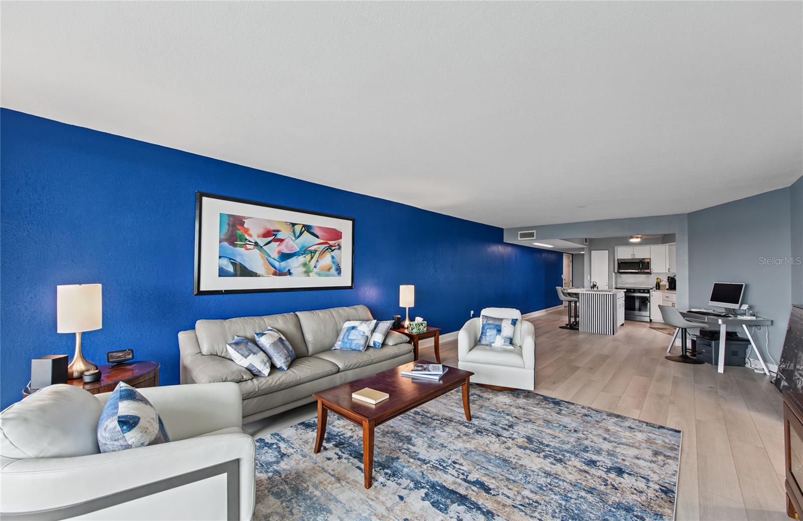 700 BEACH DRIVE NE, #701, St Petersburg, FL 33701