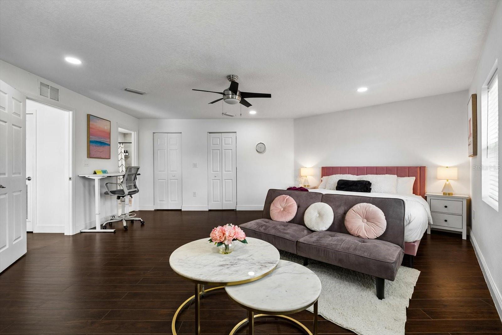 7911 N PACKWOOD AVENUE, Tampa, FL 33604