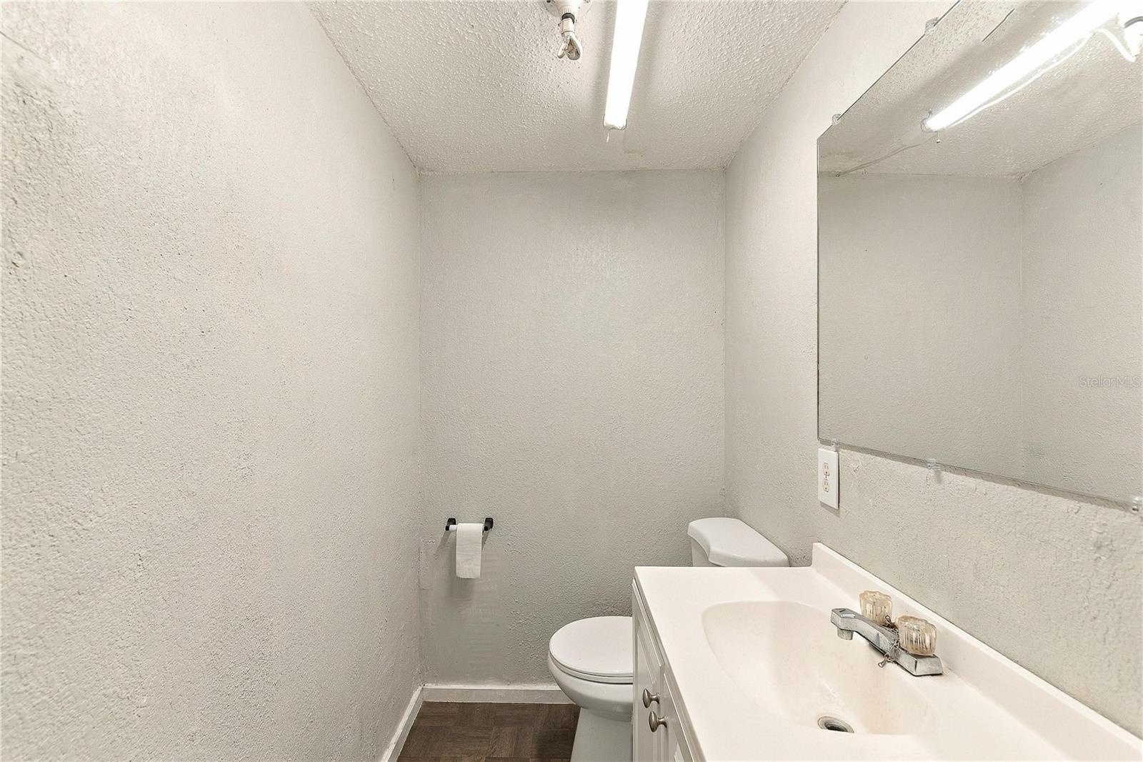 1103 36TH AVENUE W, Bradenton, FL 34205