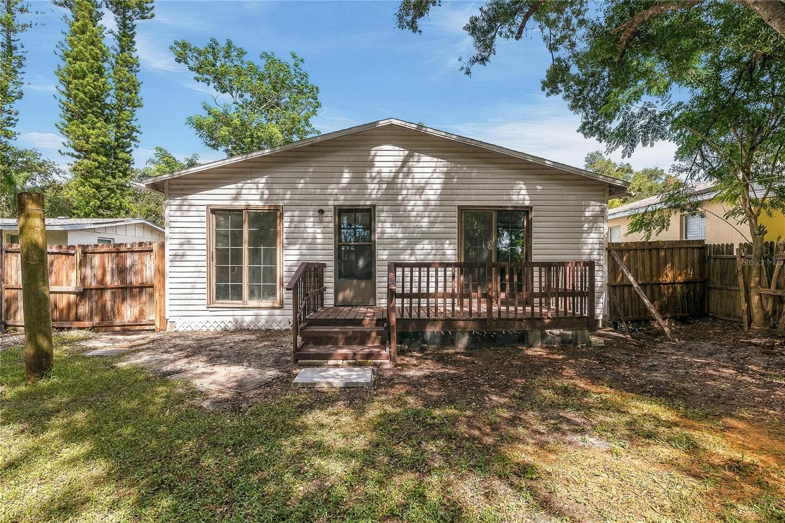 1103 36TH AVENUE W, Bradenton, FL 34205